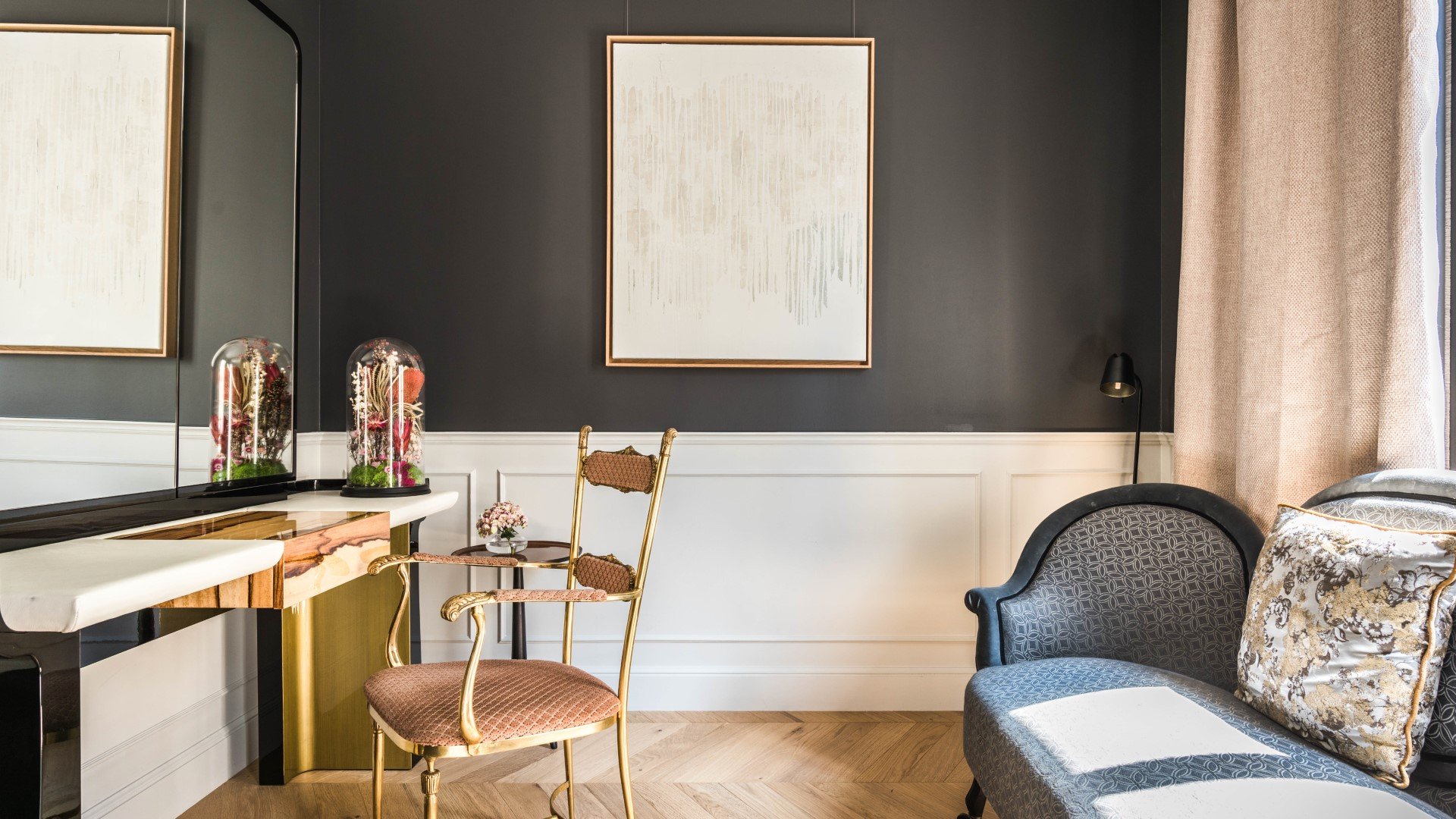 Small salon in the bedroom luxury home of Paris Mandel