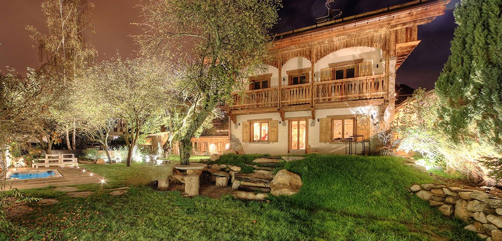 Prestigious chalet in Megève ski in ski out with hotel service, swimming pool and spa