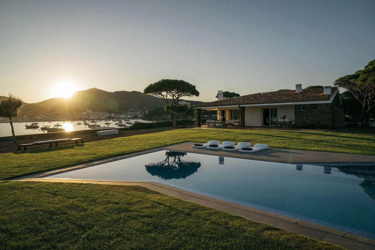 Location villa luxe Cadaques Oliveres piscine