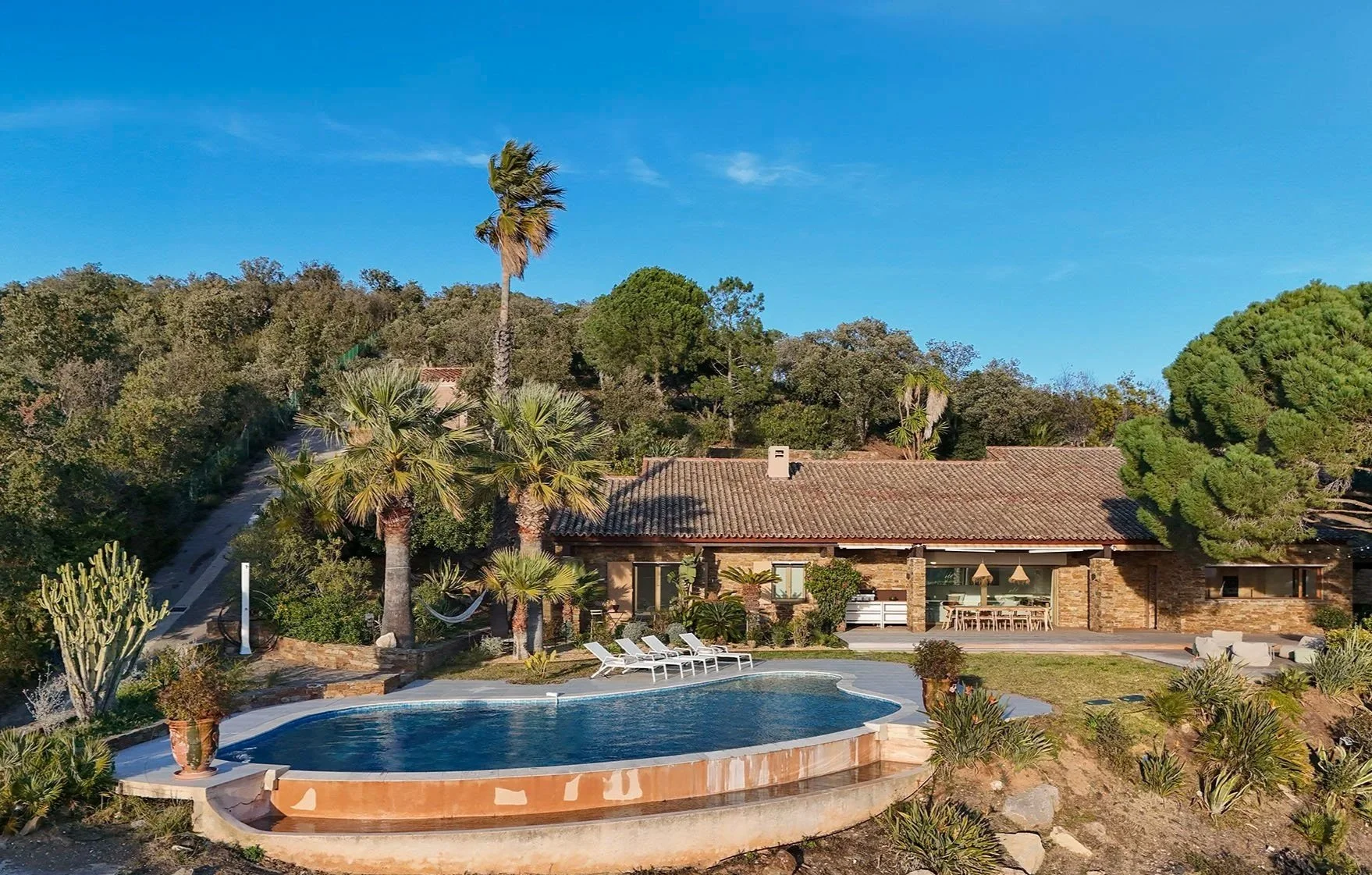 Location lieux de tournage et de shooting photo Bormes les mimosas