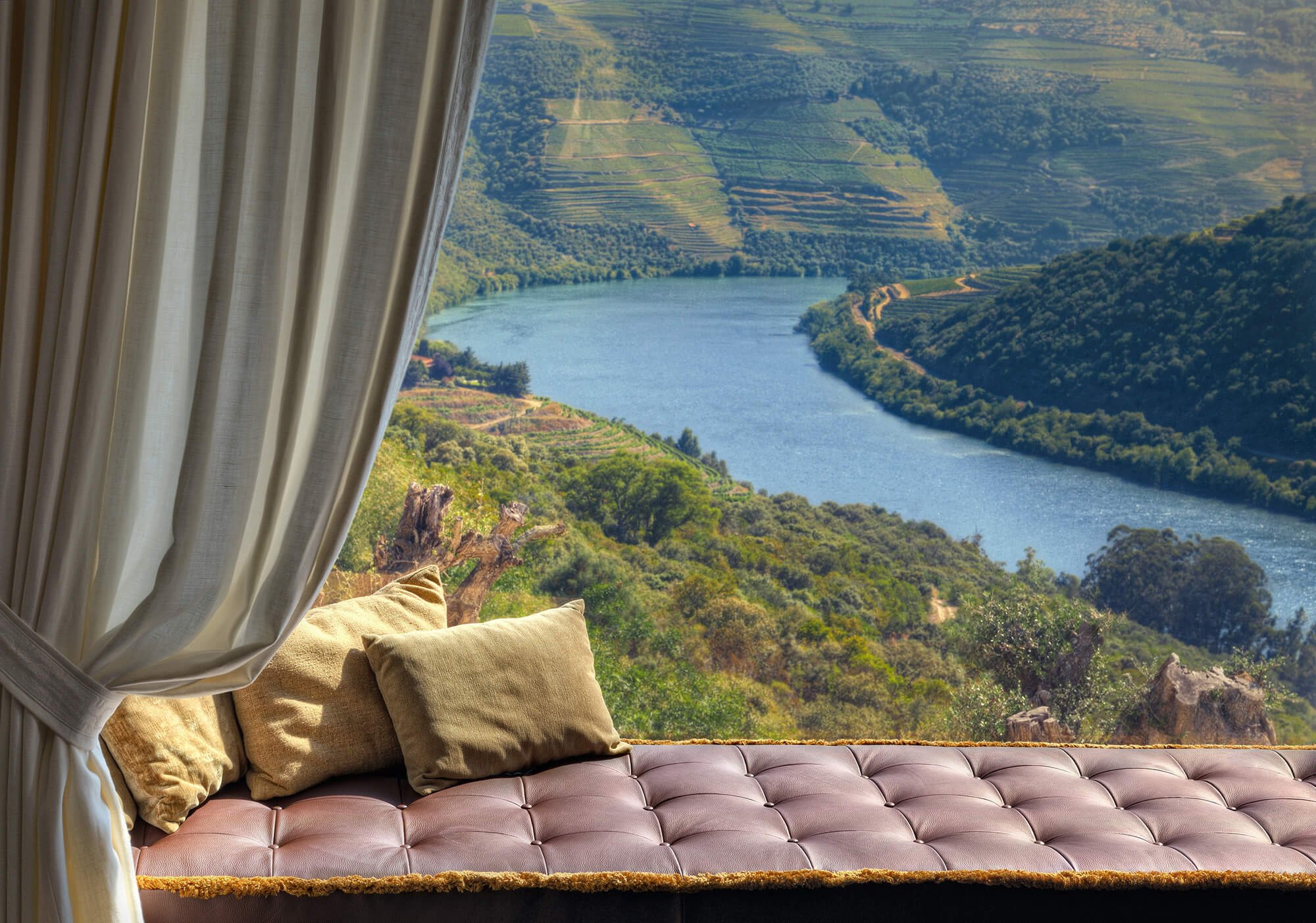 Exceptional wine estate with panoramic view of the Douro valley