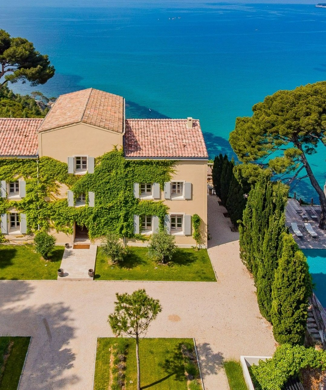 Luxury villa on the Côte d'Azur, sea view, for a company seminar on the Mediterranean coast