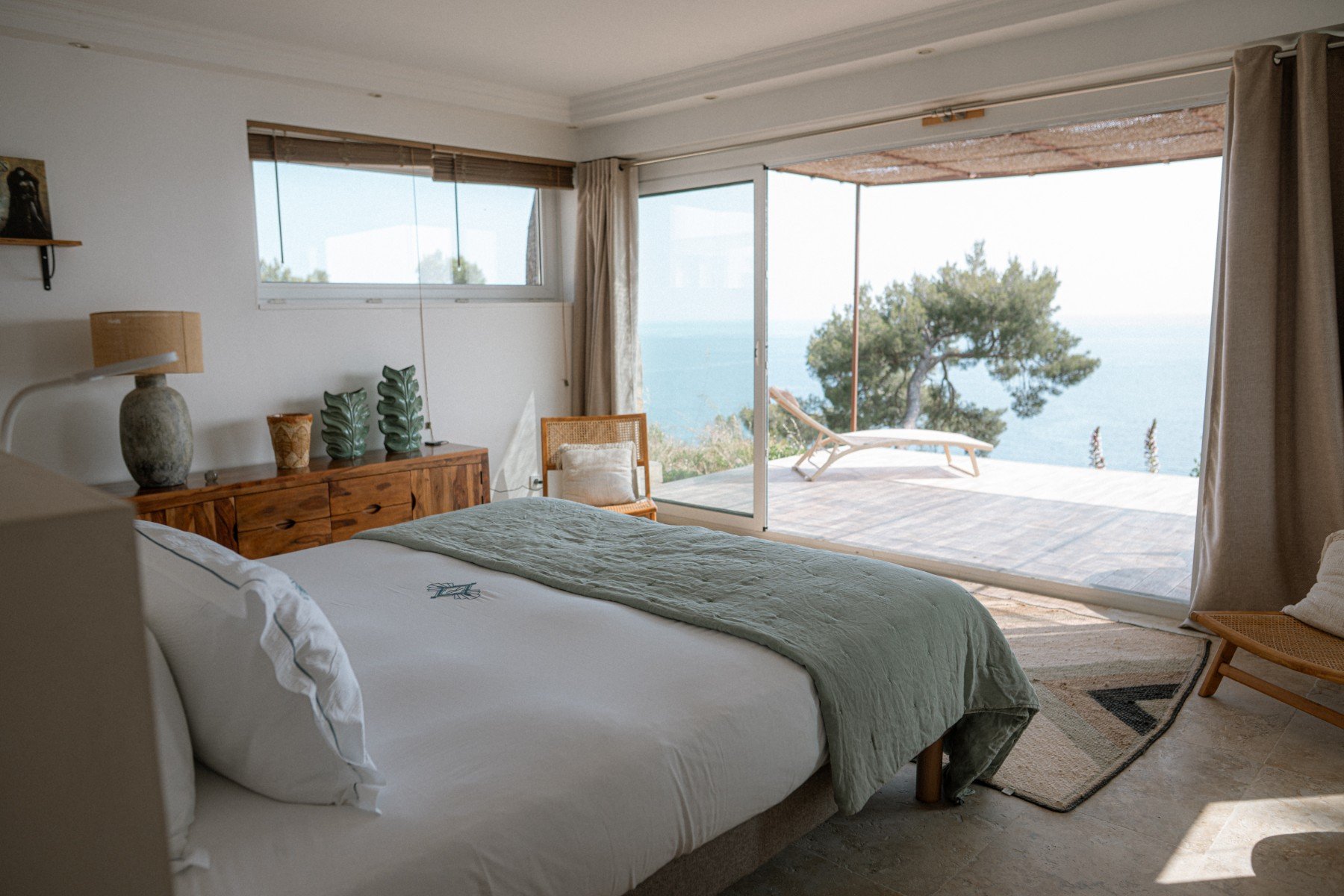 Location villa luxe cap azur chambre