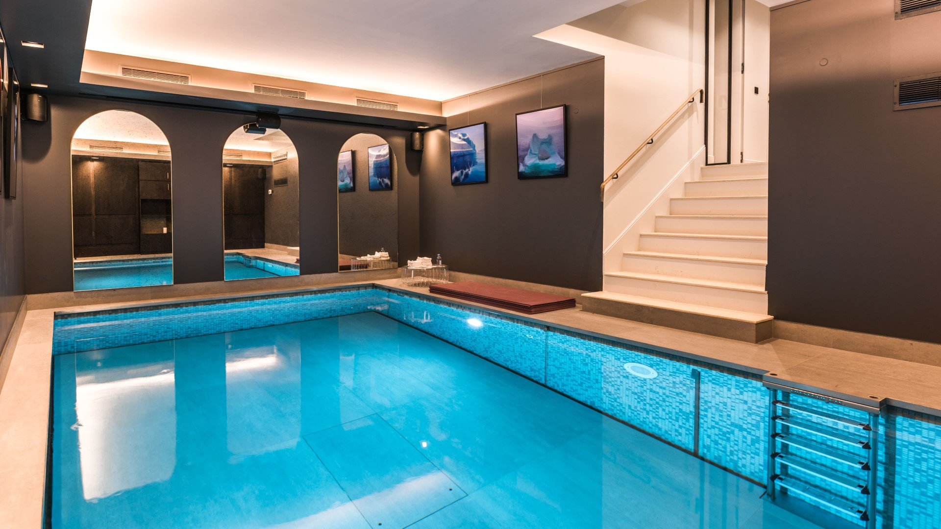 Luxury indoor pool in luxury home at Homanie Paris Mandel