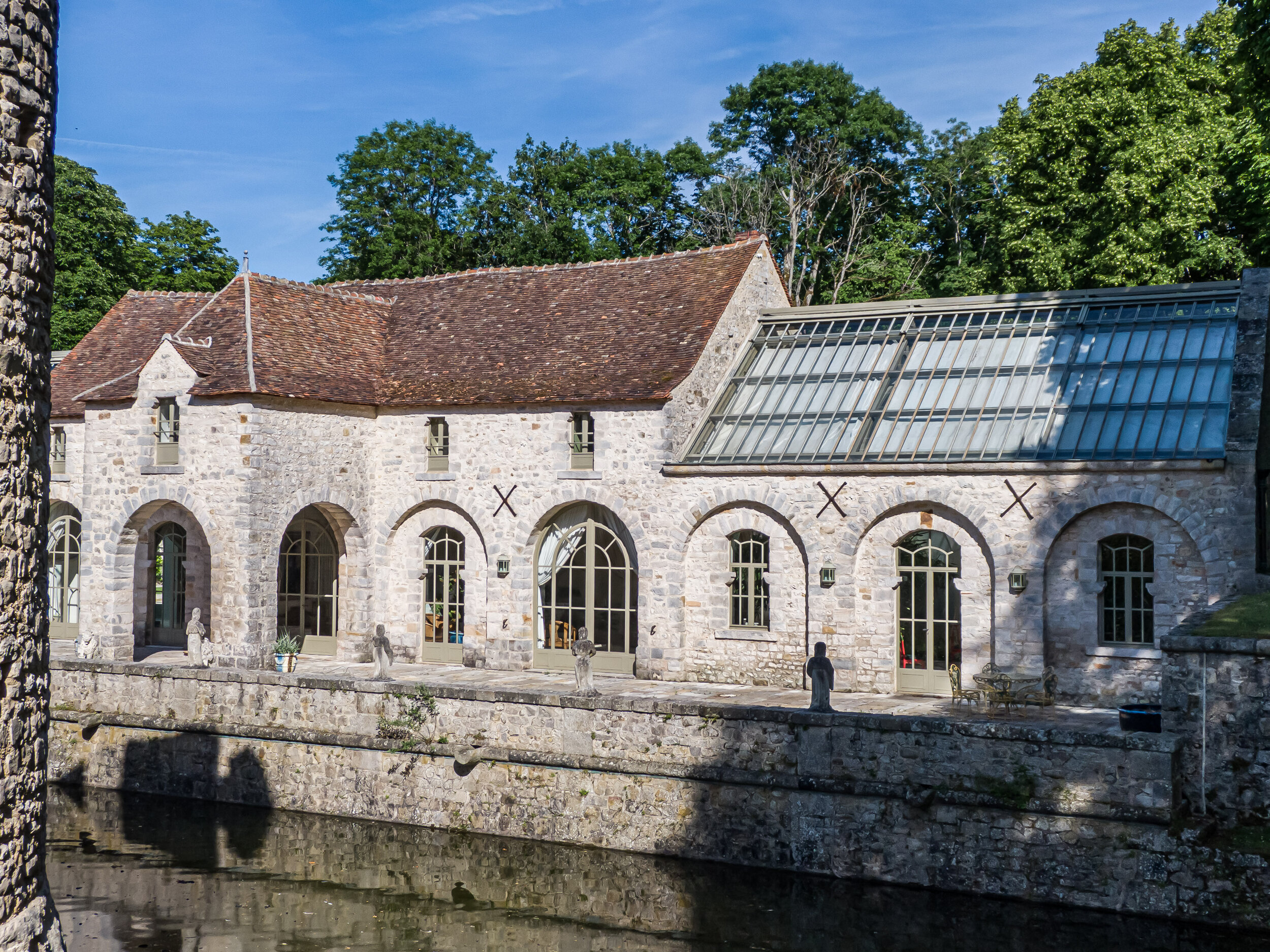 Prestigious wedding estates in Ile de France  