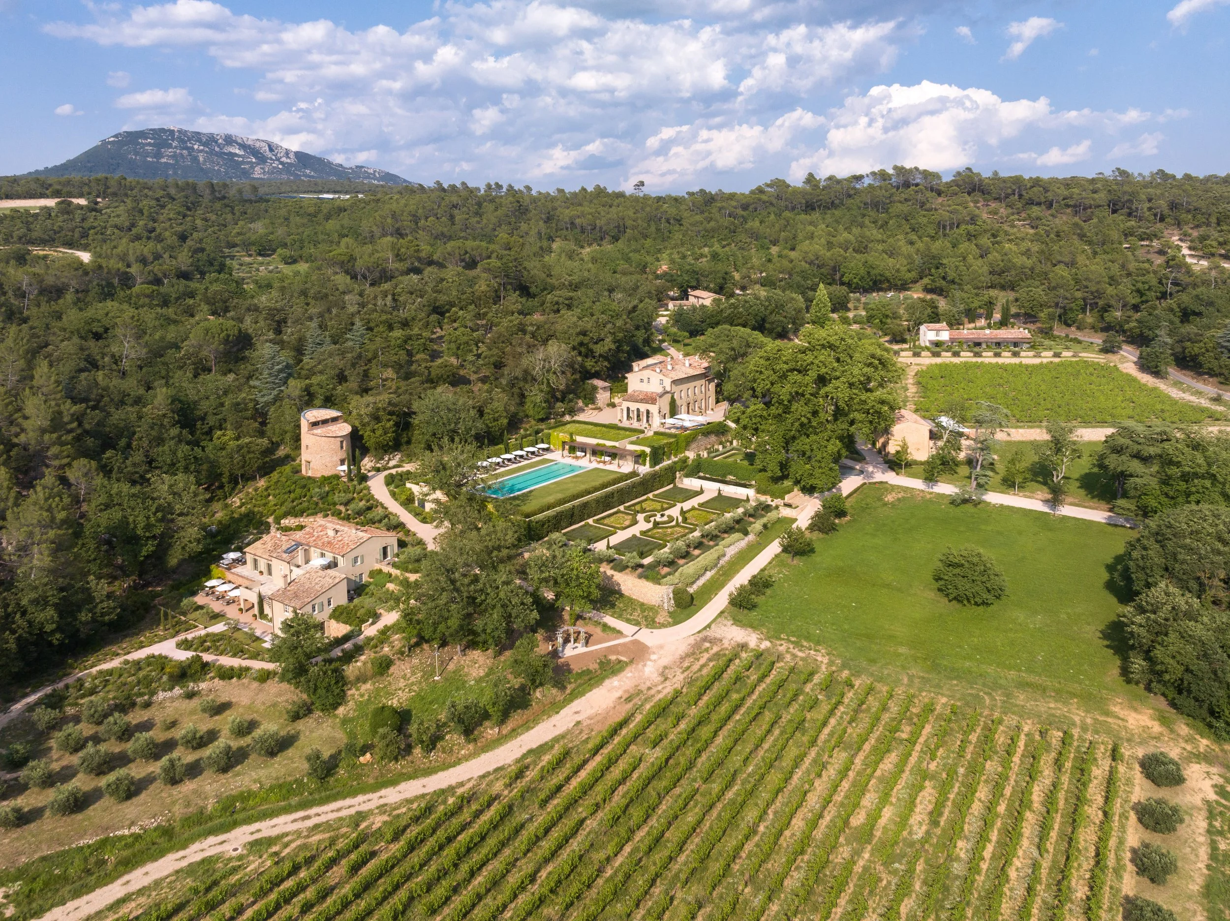 mas en provence location campagne