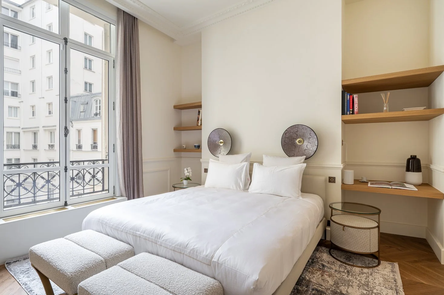 Appartement de luxe Paris Montaigne chambre