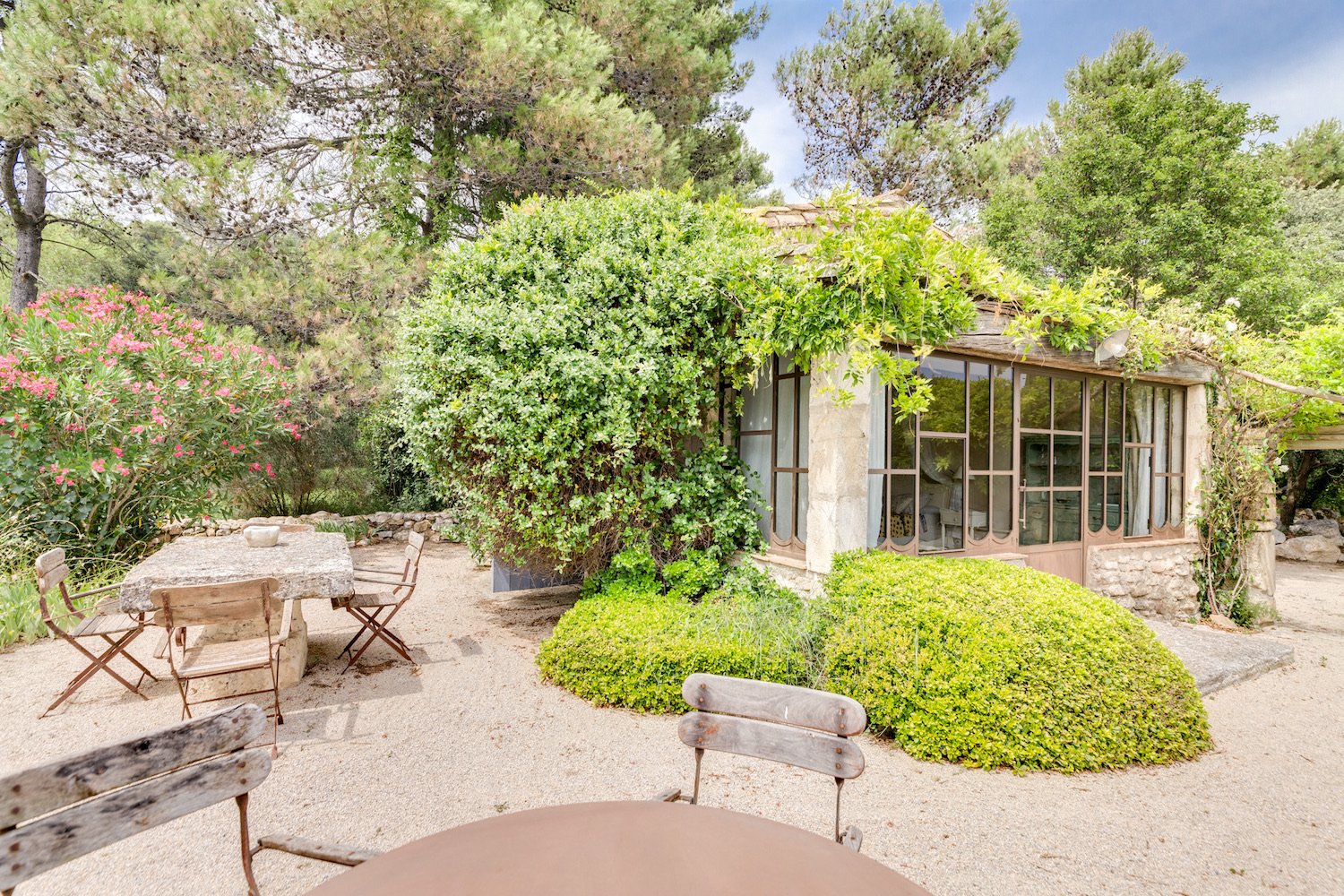 Exceptional estate in the heart of Provence and the vineyards 