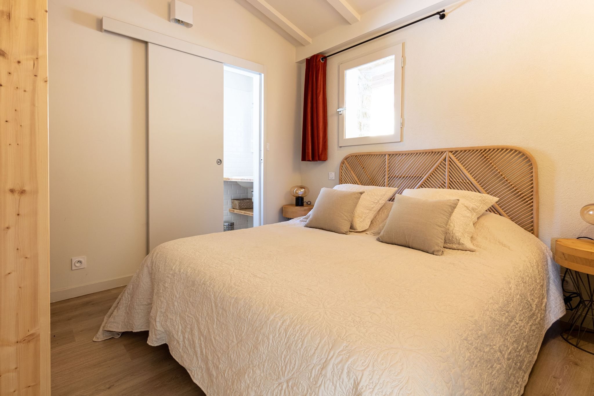 grande bedroom in one of the hamlet's villas in the heart of drome provençale 