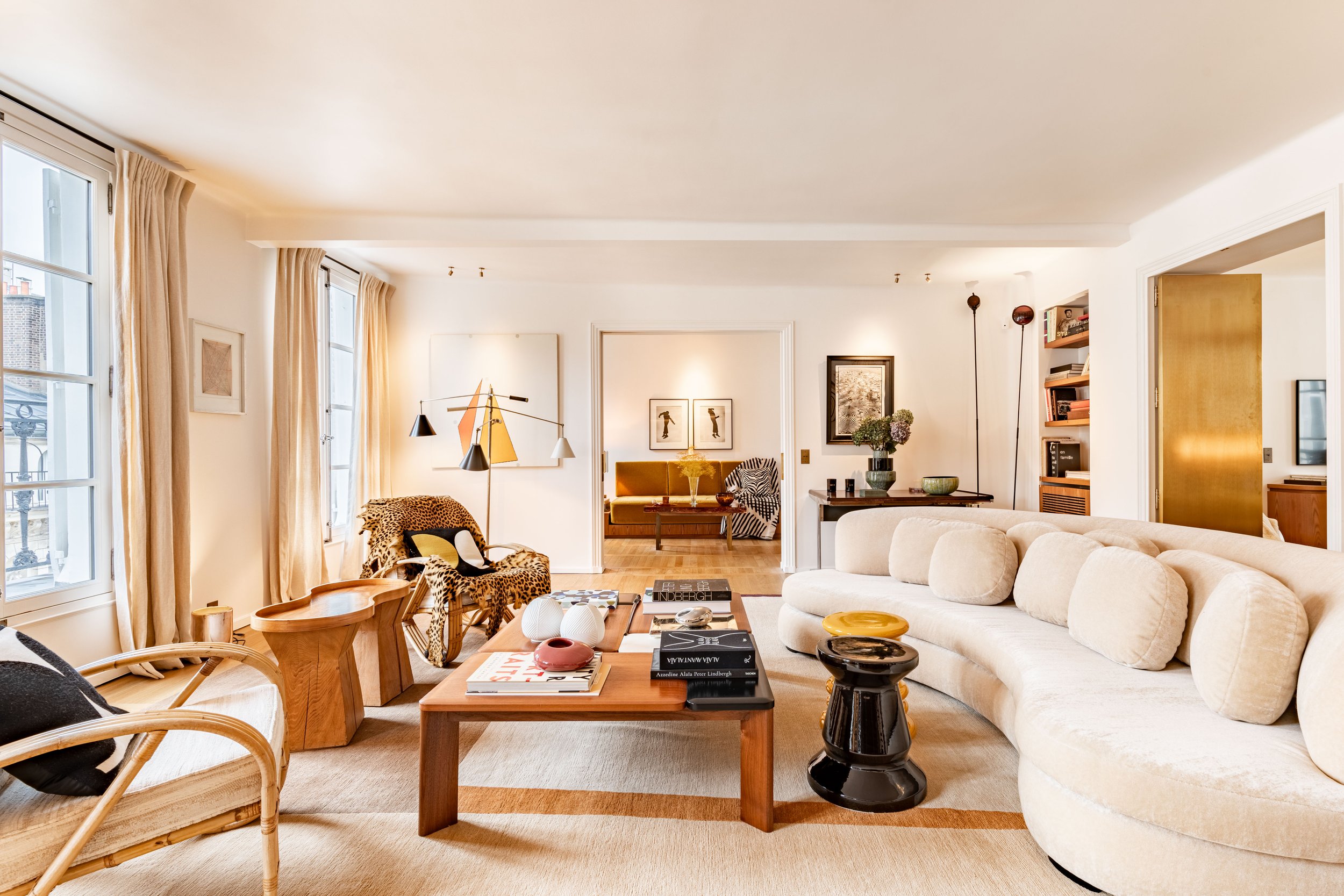 Luxury apartment Rue du Bac in the heart of Paris and Saint Germain des Prés