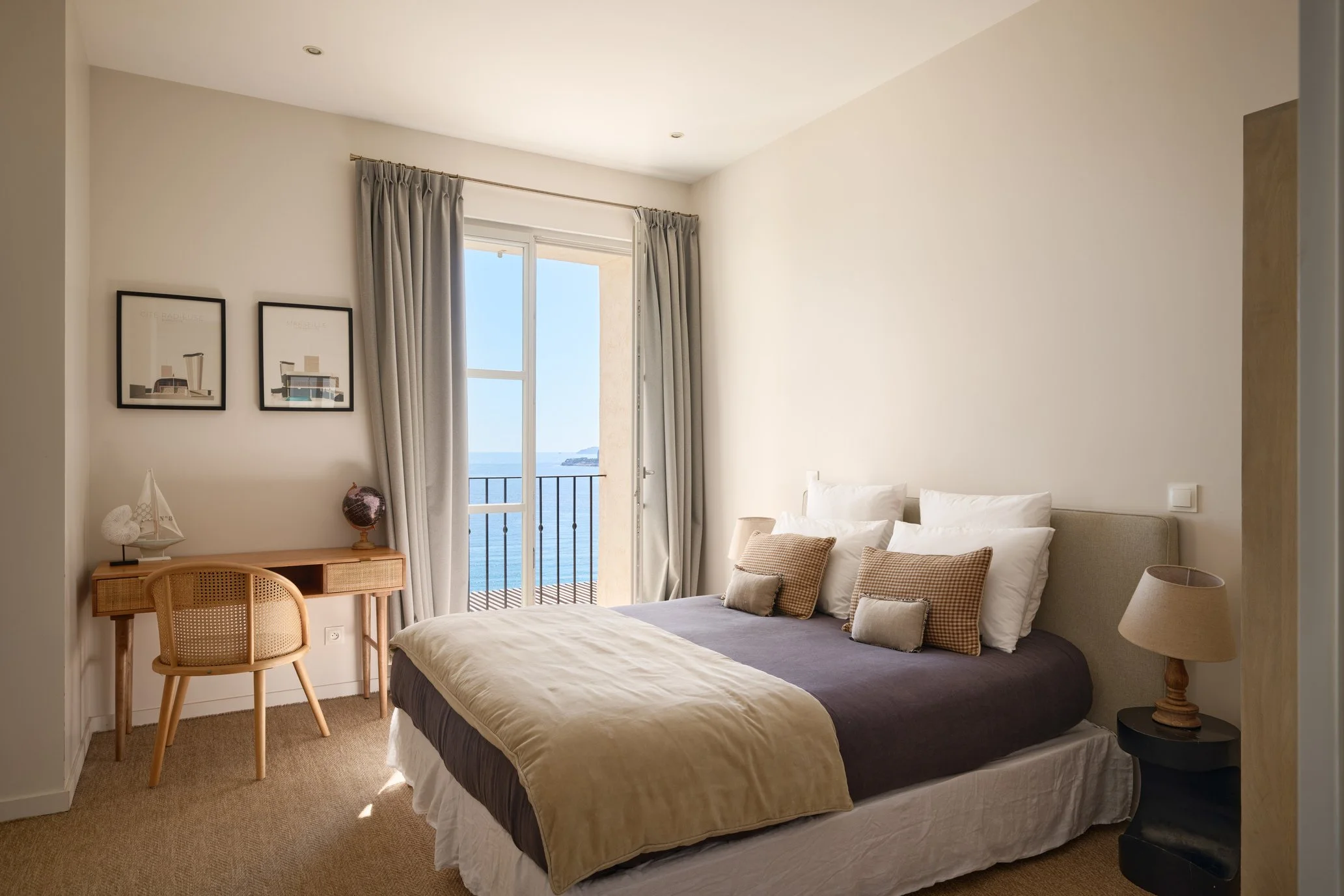 luxury villa in Cassis in South of France bedroom