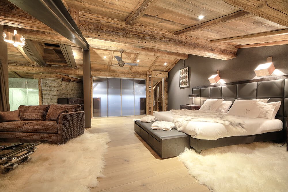 Luxury chalet in Megève at the foot of the slopes with hotel service, swimming pool and spa