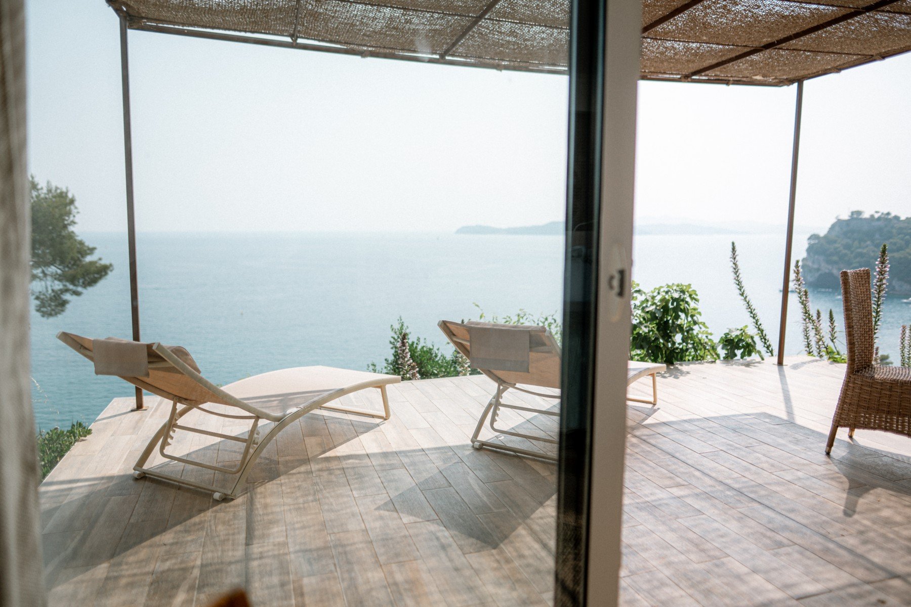 Location villa luxe cap azur terrase