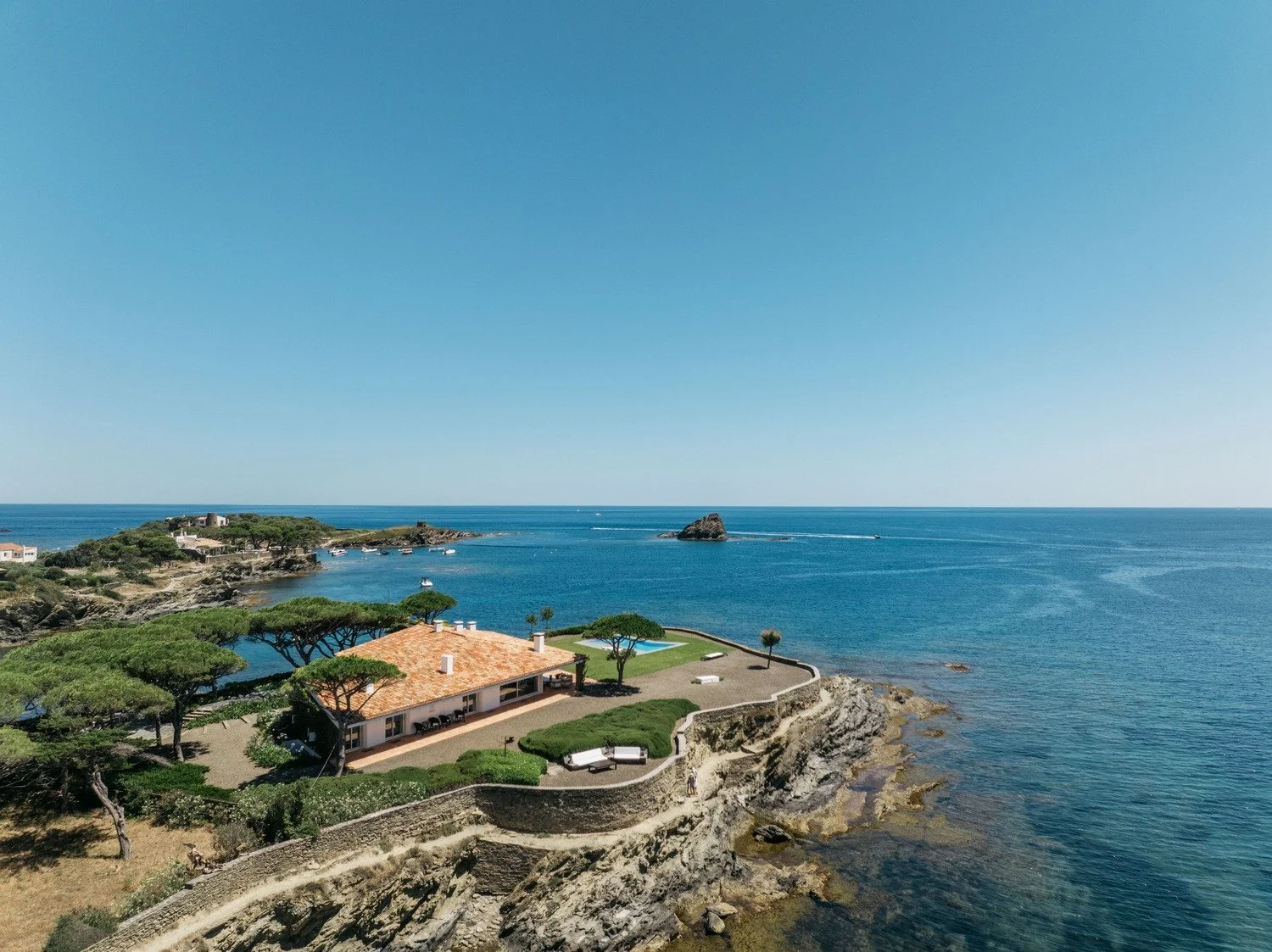 Location villa luxe Cadaques drone