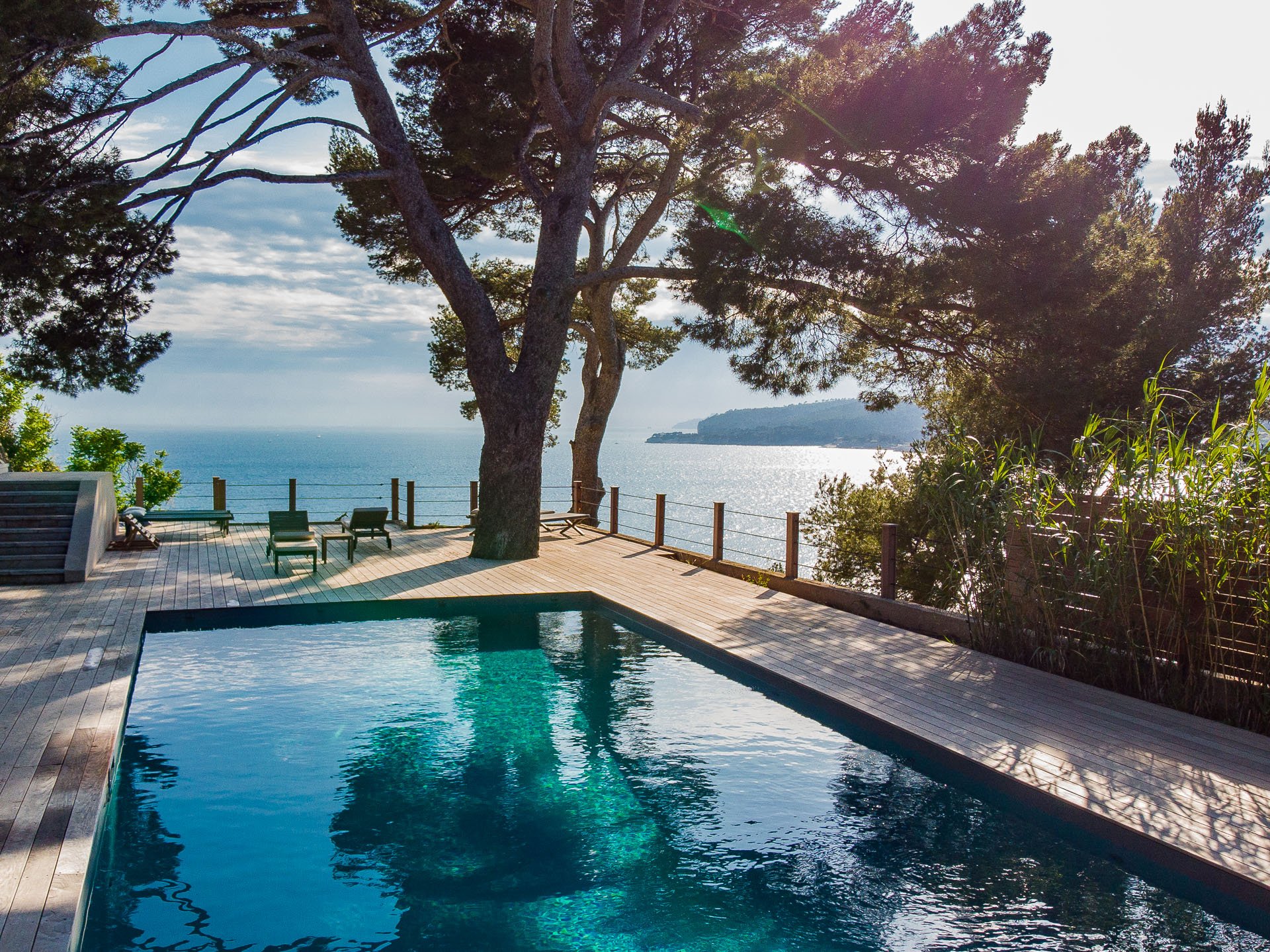 Luxury cassis estate with sea view