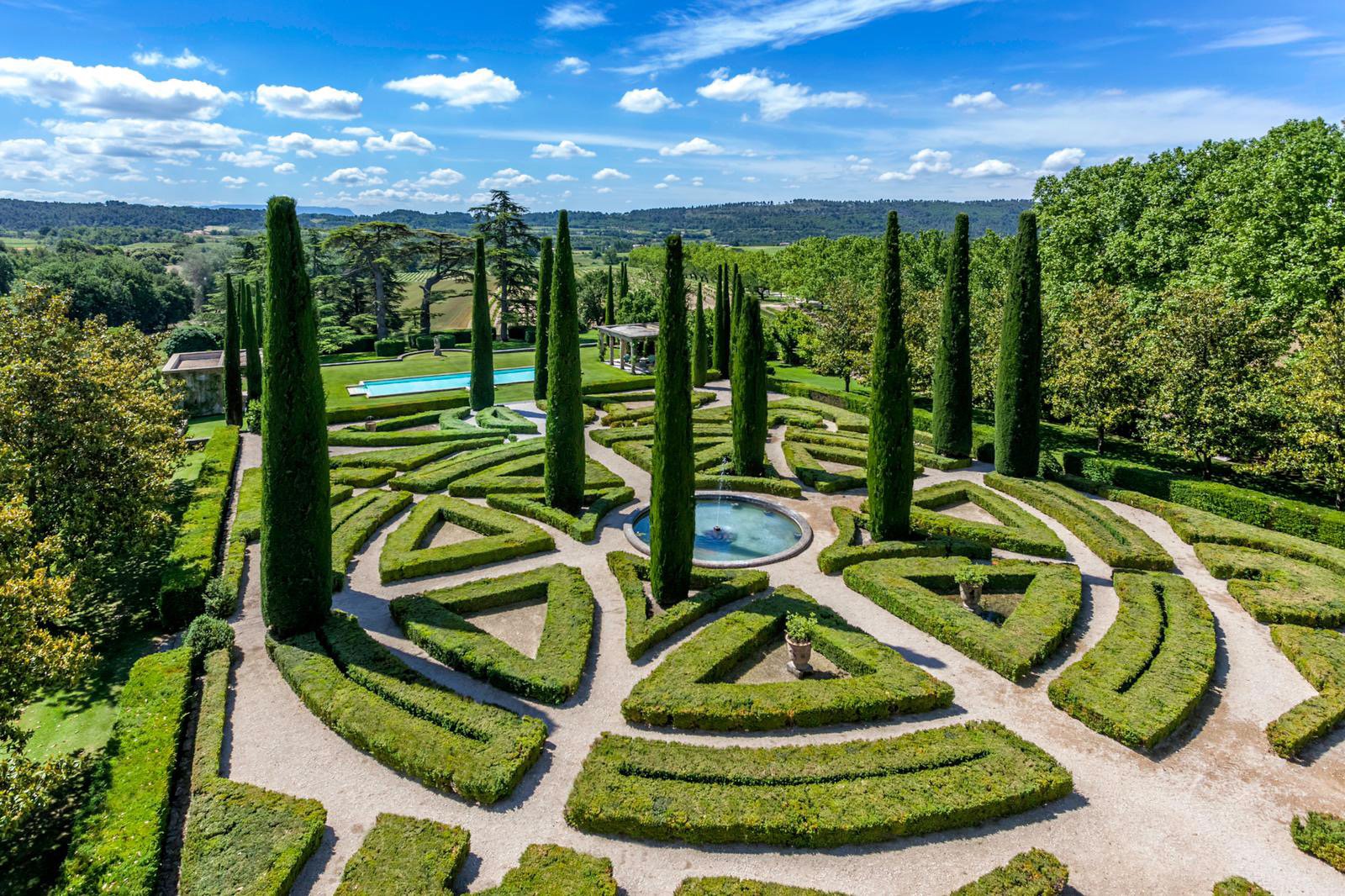 Domaine de luxe dans le Luberon au coeur de la Provence  