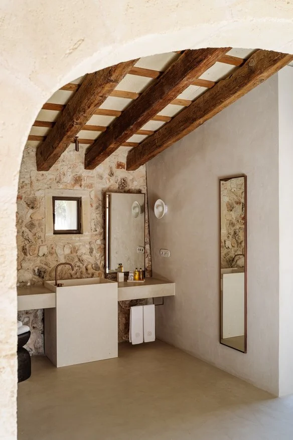 Villa de luxe à louer à Minorque Santa Ana  salle de bain