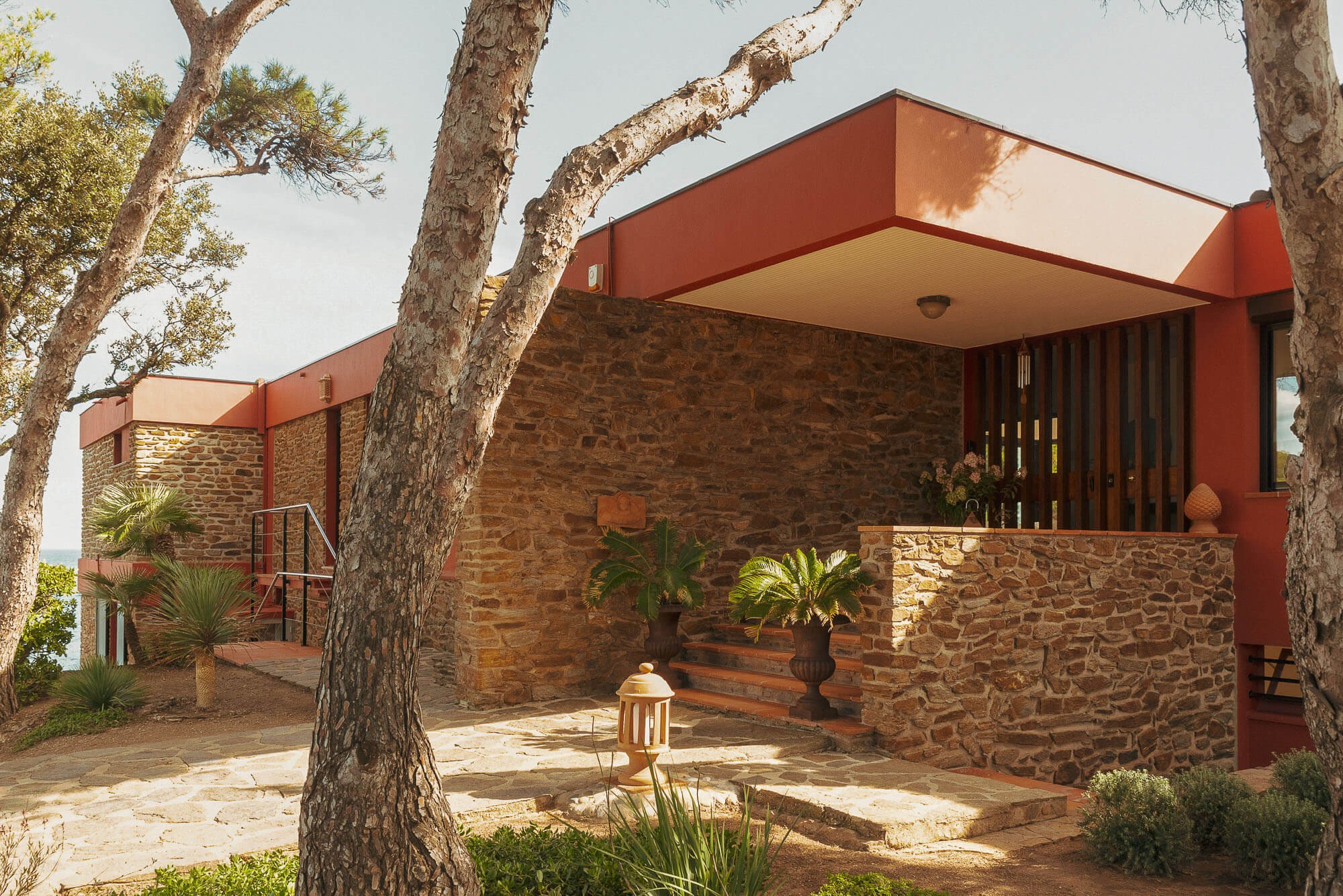 Exceptional Mediterranean villa at Côte d'Azur near Giens