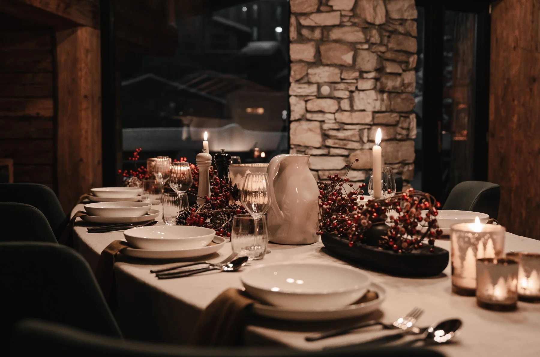 Chalet de luxe à Val d'Isère table