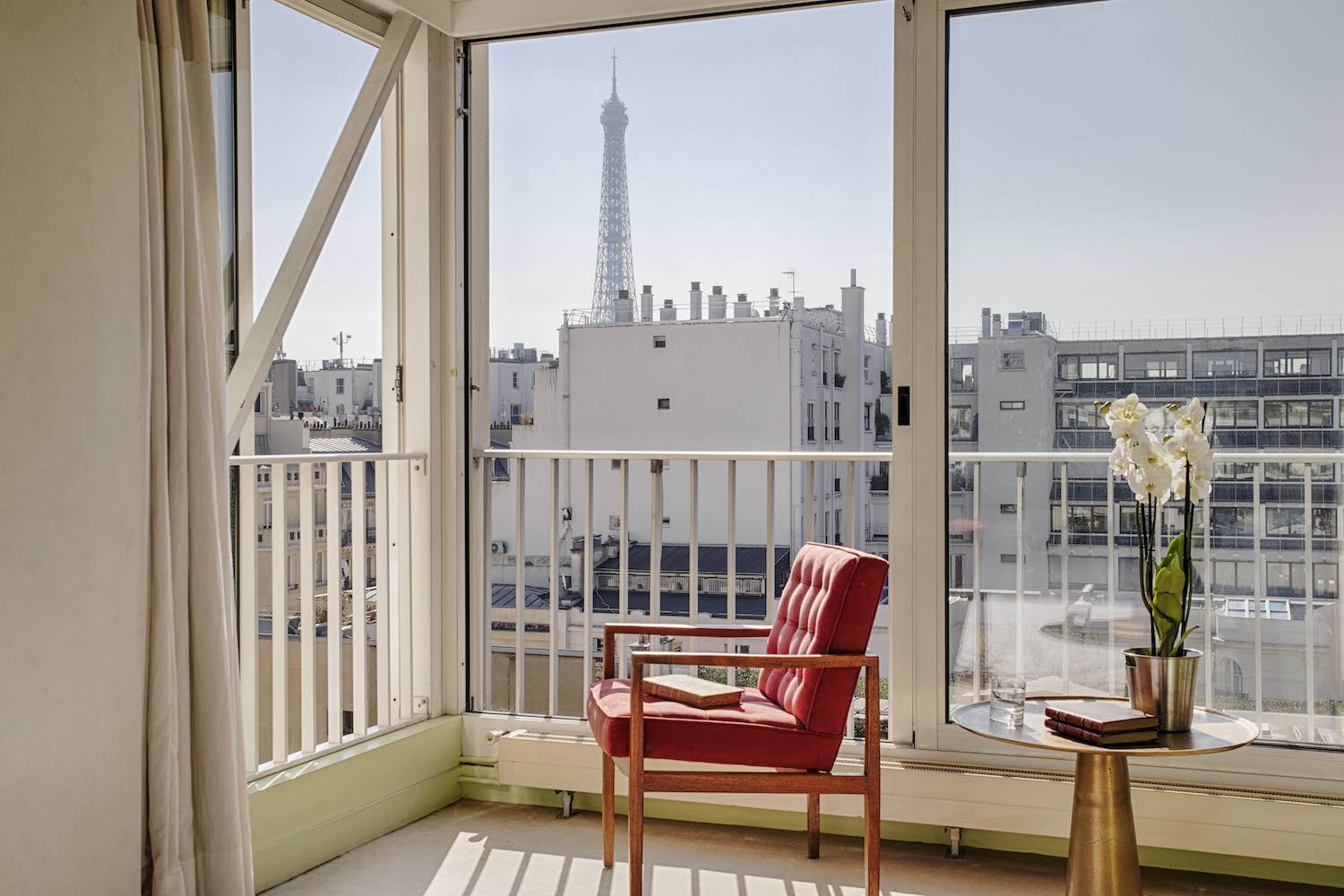 Exceptional apartment in the center of Paris with rooftop view of the Eiffel Tower