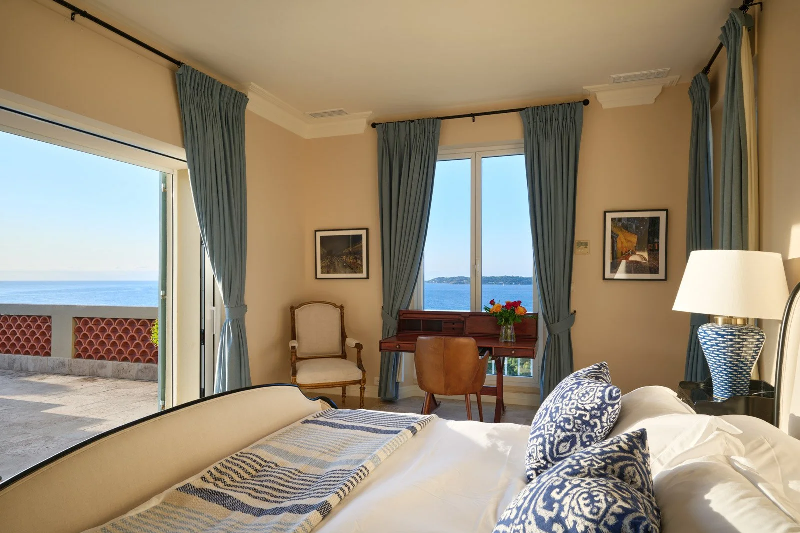 Villa de luxe à Sainte-Maxime chambre
