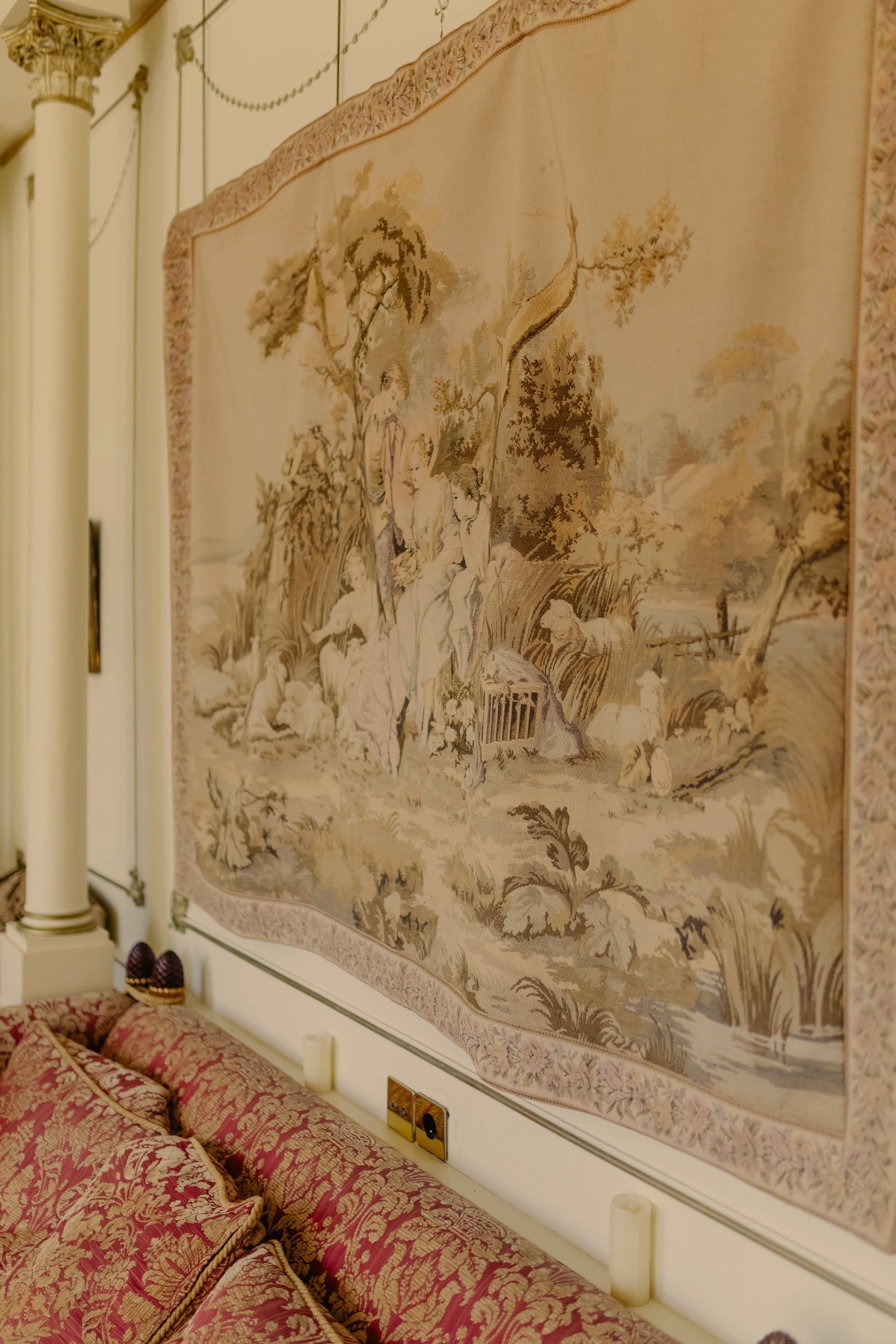 TV+Lounge+With+Antique+Tapestry+-+Chateau+De+Vezins.jpg