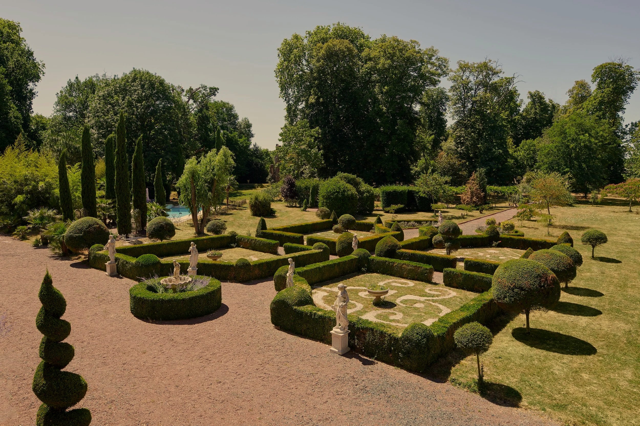 Chateau-de-Vezins-73.jpg