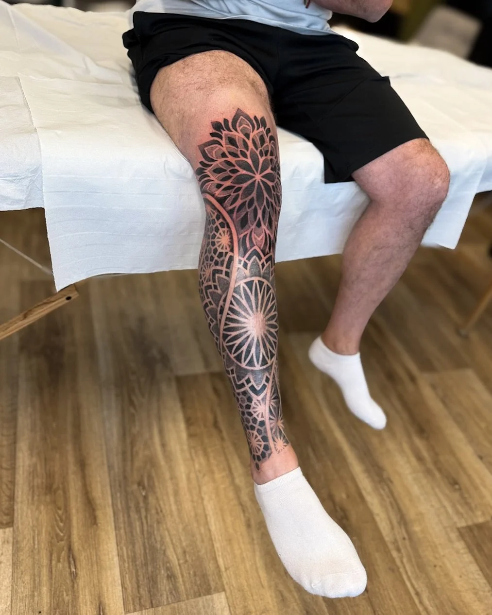 Few recent Tatts and Bits..🦿👣🏕️🚖🌅

Booking Sept/ Oct - Dm to enquire.
&bull;
&bull;
&bull;
&bull;

#tattoo #dotworktattoo #legtattoo #legsleeve #mandalatattoo #floraltattoo #ornamentaltattoo #dotwork #blackwork #blackworktattoo #boldtattoo #foot