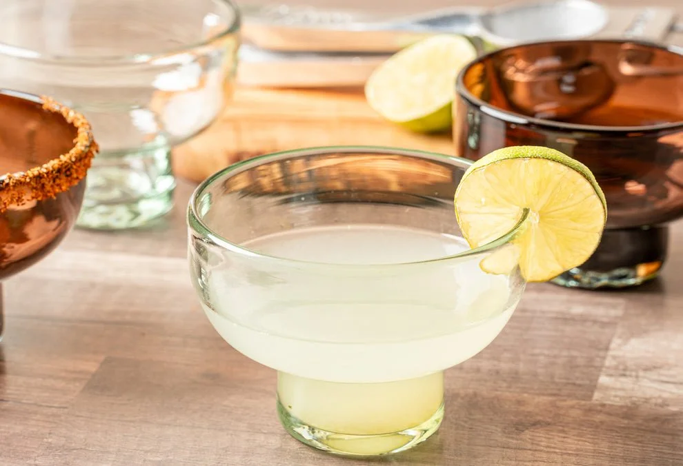 Handblown_Margarita_Glass_Web-9.jpg