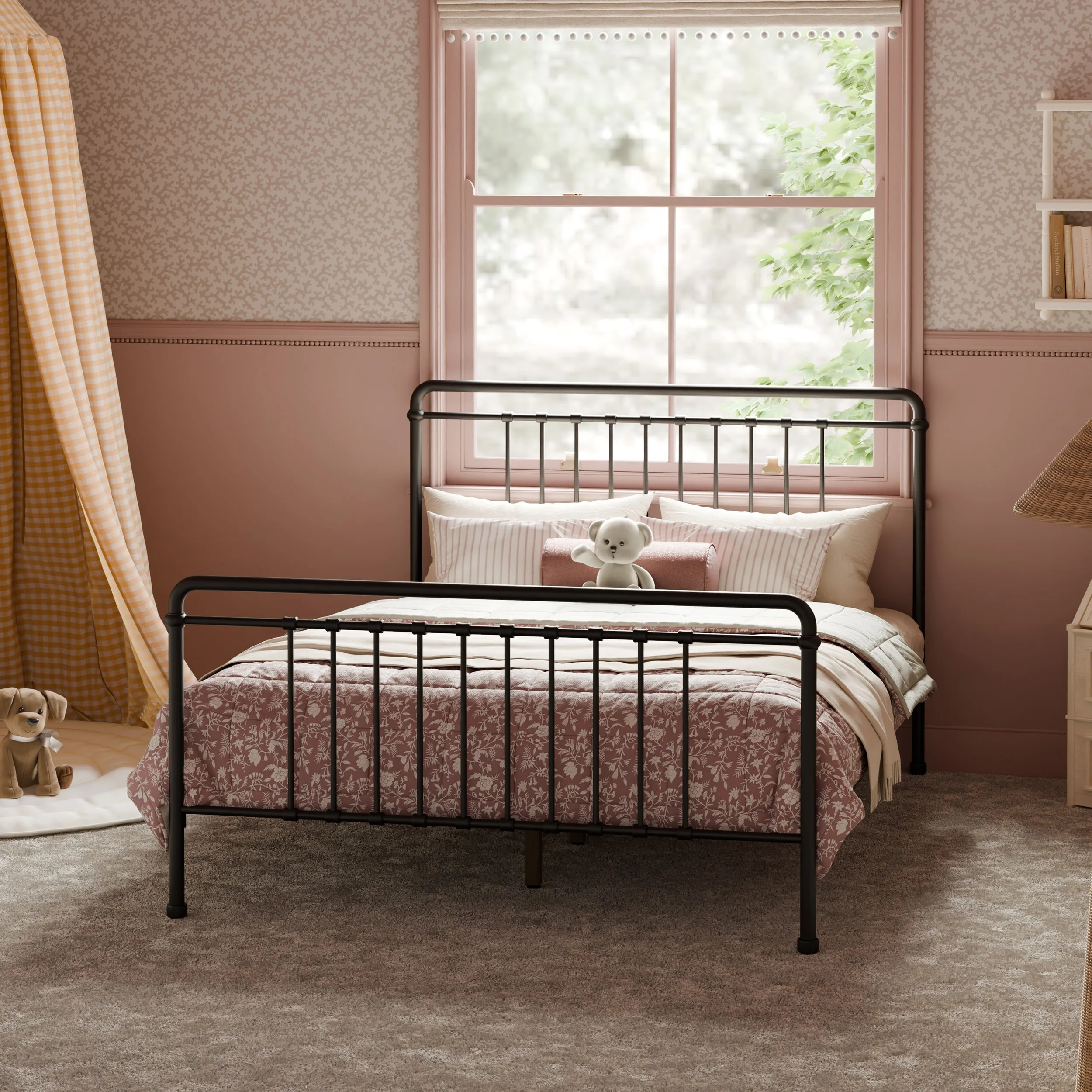 M15396UR_full bed-angle-1.1.jpg