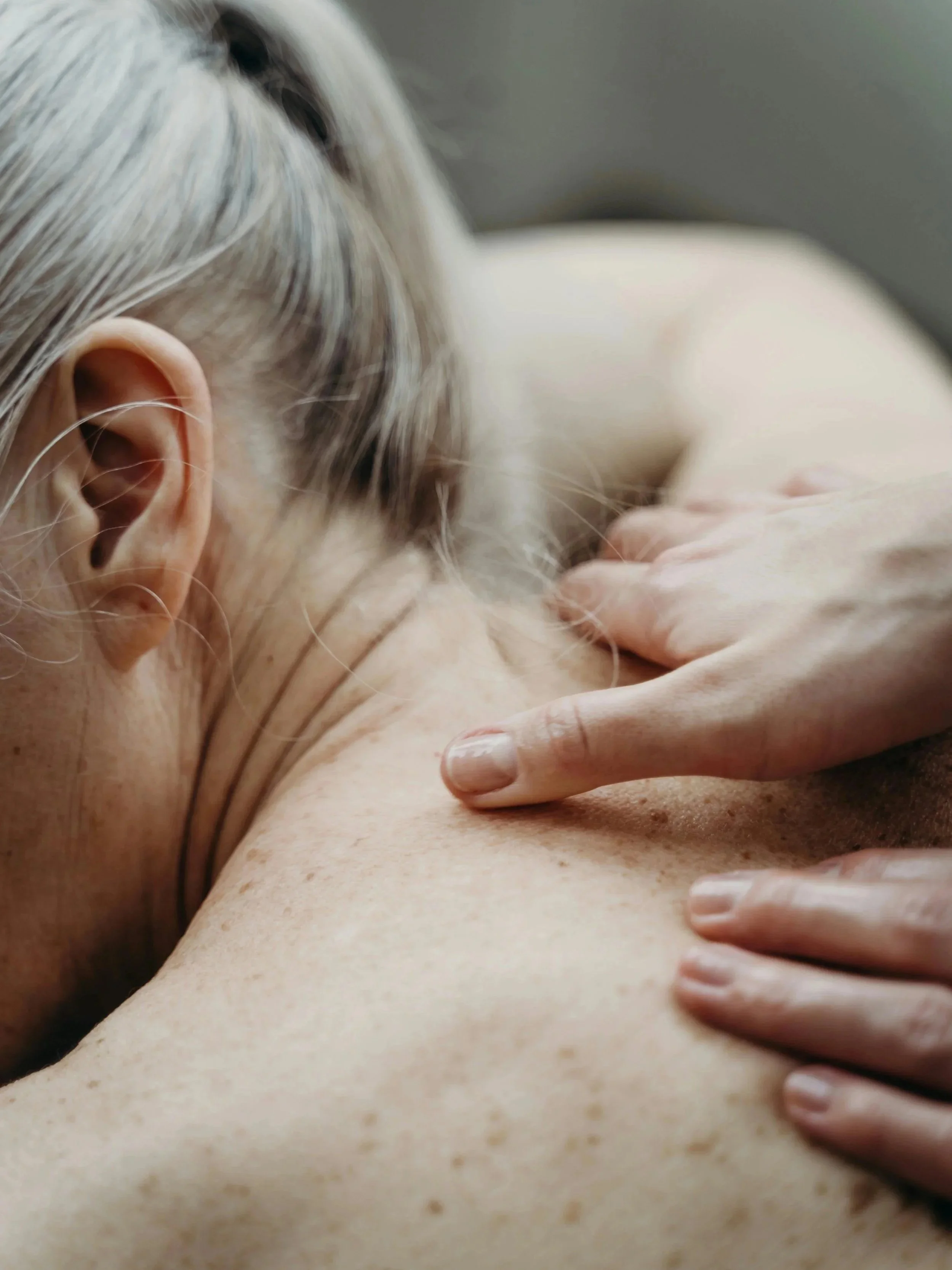 soothing massage with light to medium pressure