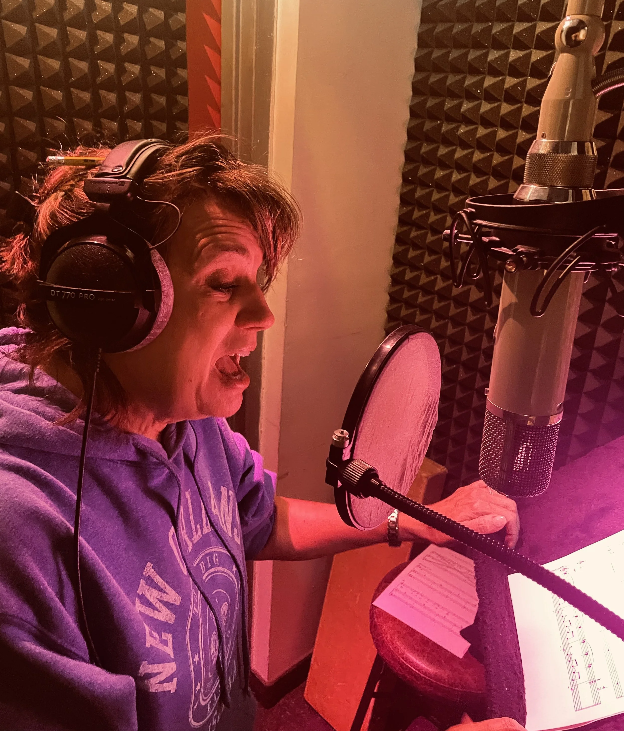 Elle (Acoustic Version) Feat. Beth Leavel - OUT NOW!!!