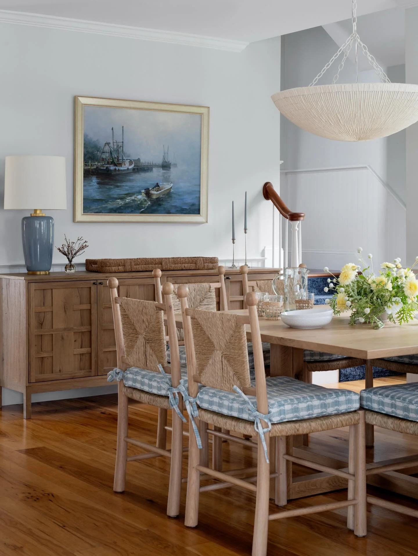 Wishing you a Happy New Year! ✨

. . . 

Interior Design &amp; Styling: @houseofcocointeriors 
Photography: @jessicadelaneyphotography 
Floral Design: @americanstems