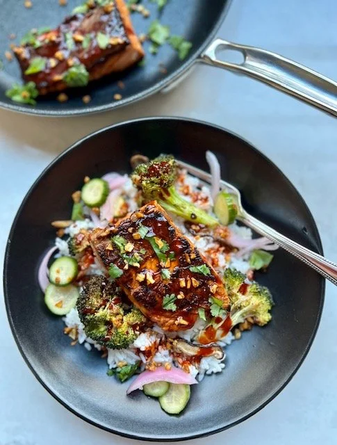 Sweet & Spicy Salmon Bowls