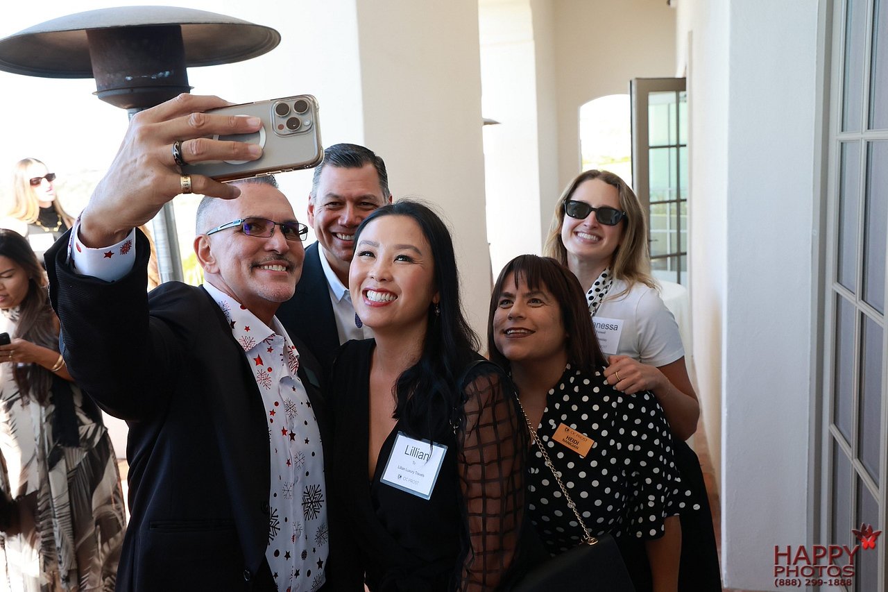 happyphotos 1023_std-X2.jpg