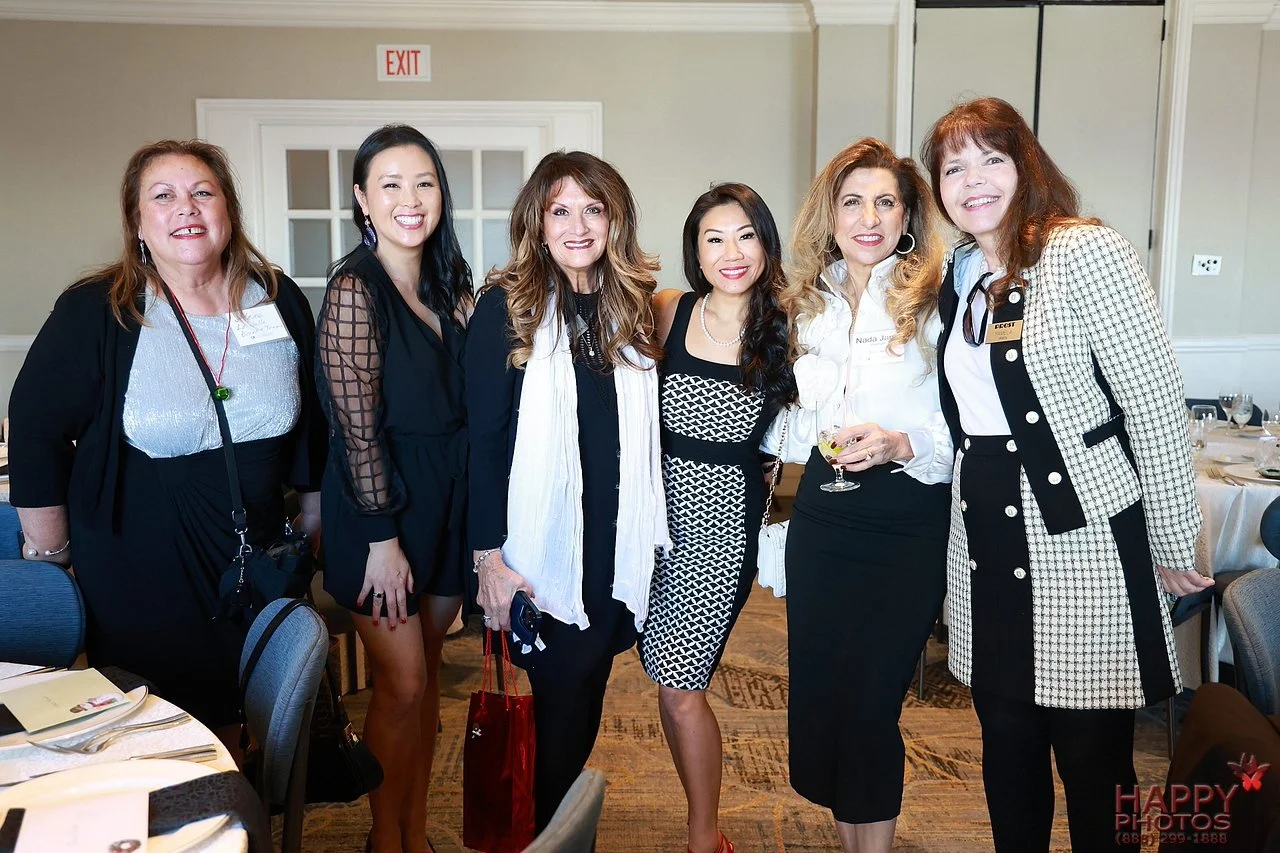 happyphotos 1060_std-X2.jpg