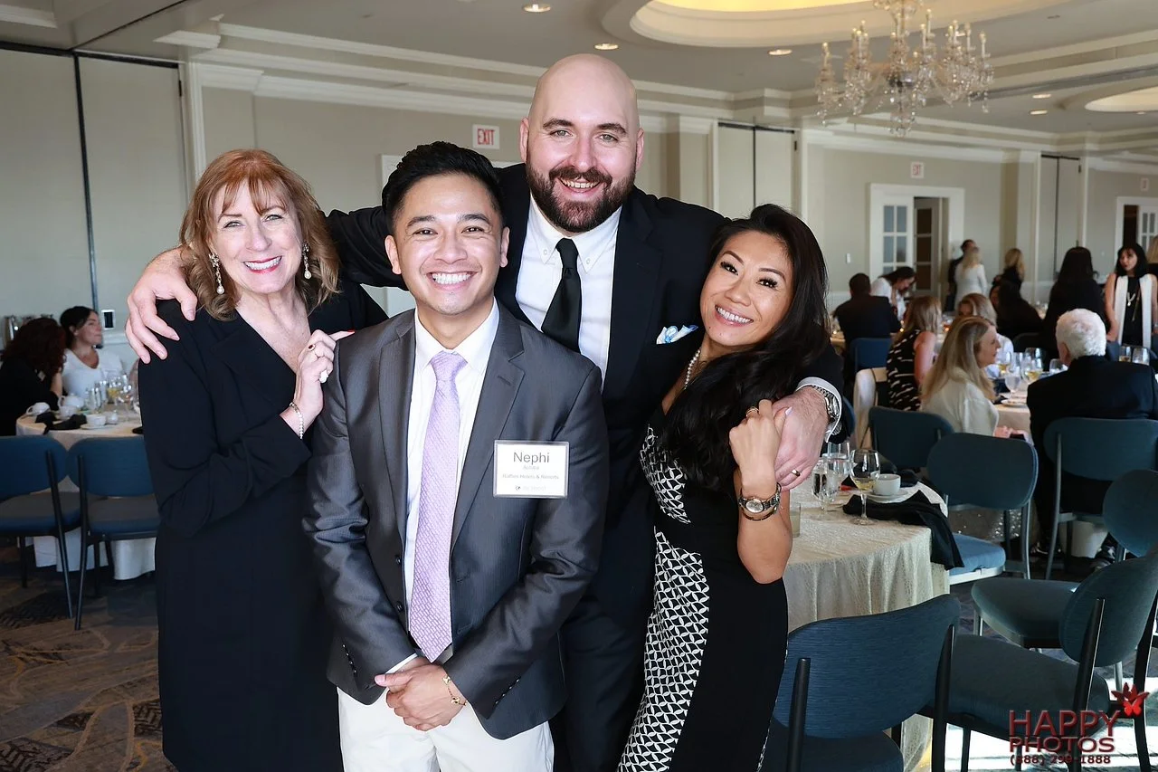 happyphotos 1212_std-X2.jpg