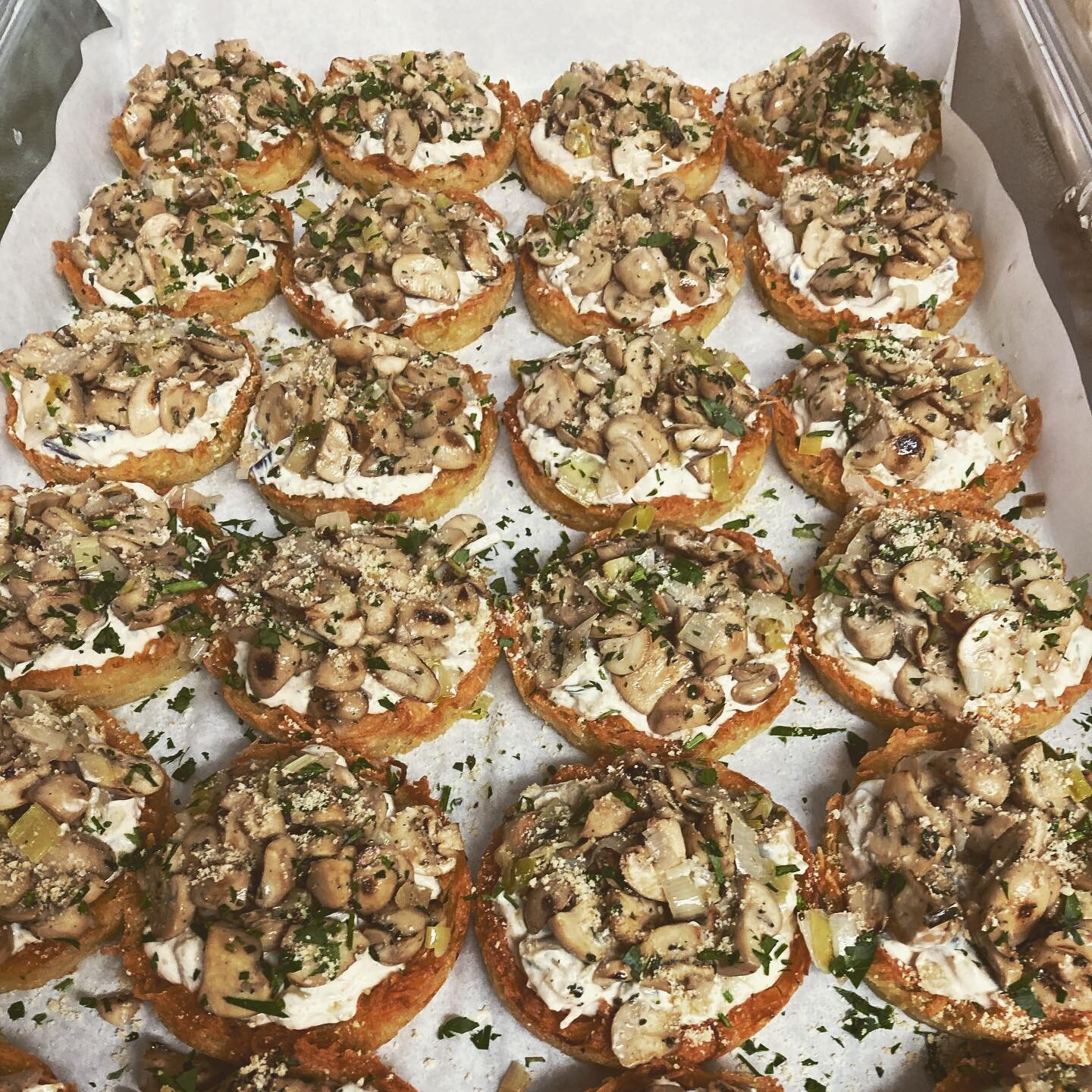 Mushroom, leek and vegan Parmesan tarts.  Part baked goods freshly frozen ready for delivery.  #vegan #glutenfree #wholesale