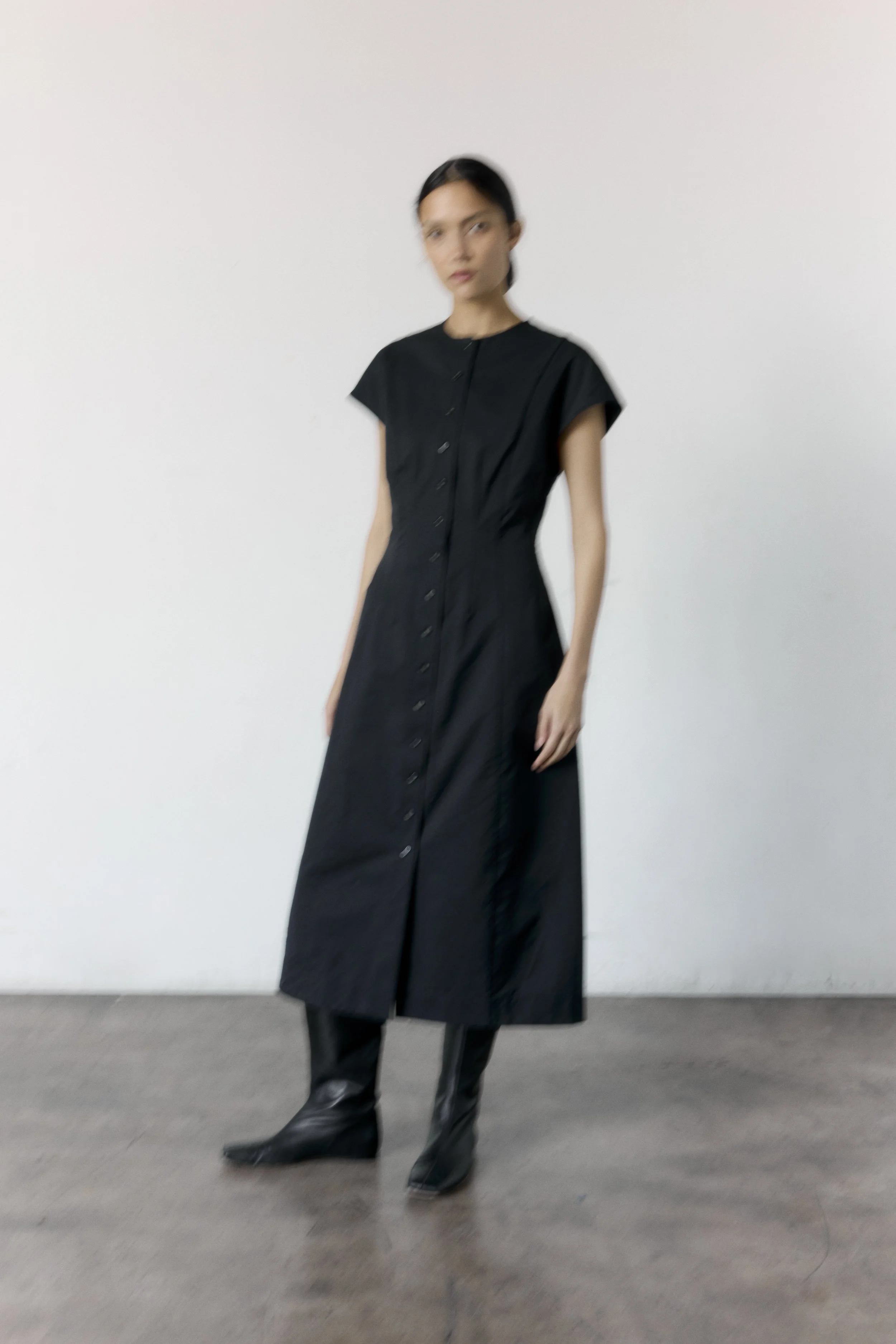 Zarine (Black) - 10.jpg