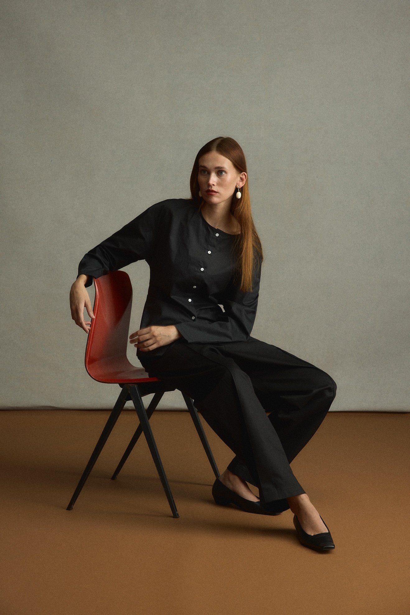 Jinsol (Black) + Lucia (Black) - 1.jpg