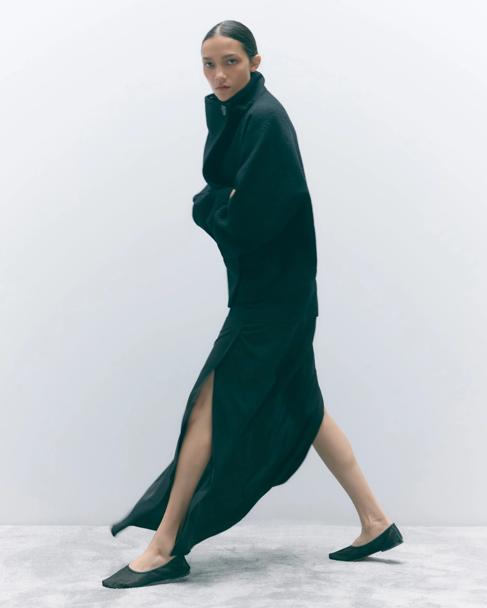 Vashti (Black) + Augusta (Black) - 5 - 4x5.jpg