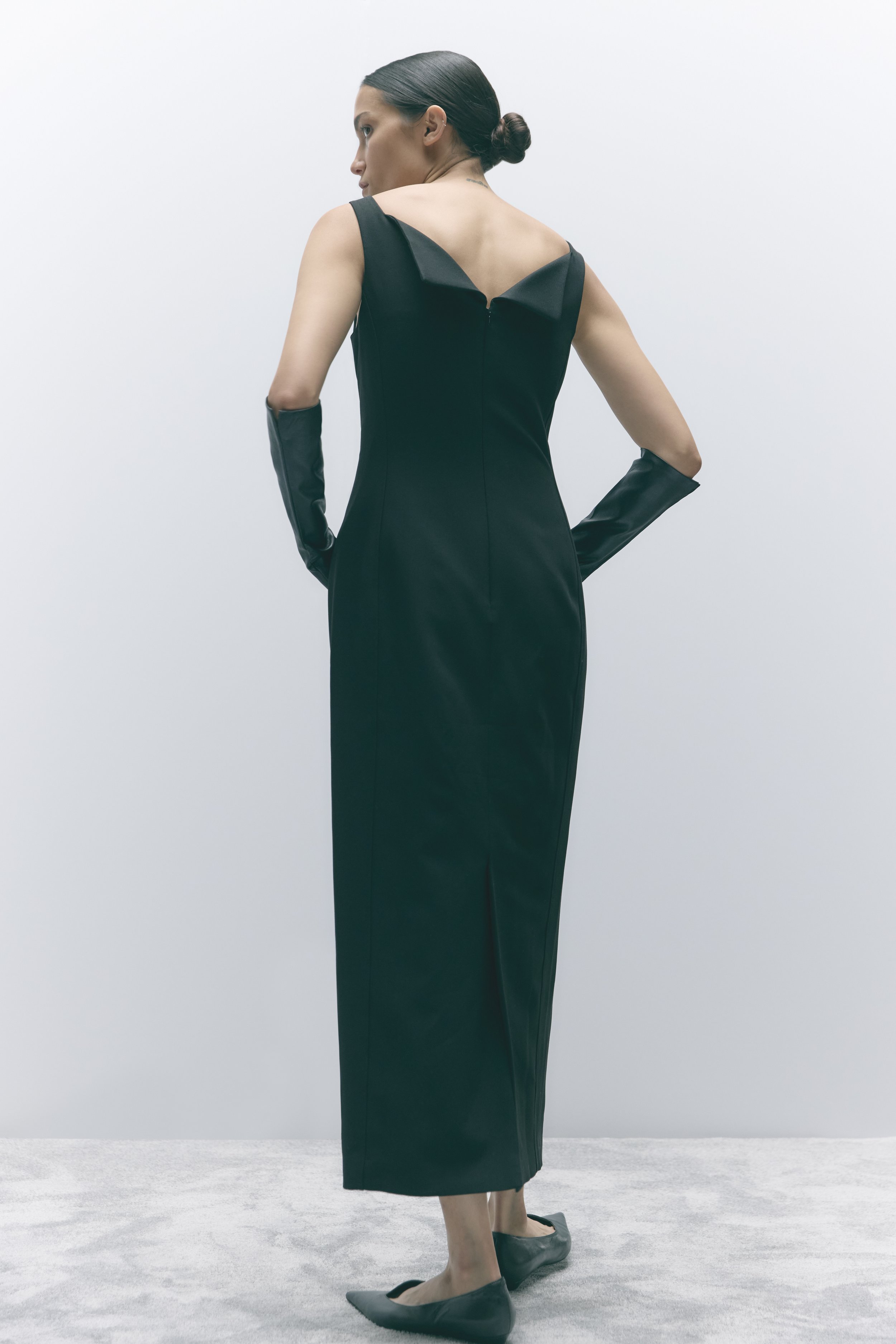 Thanya (Black) - 4.jpg