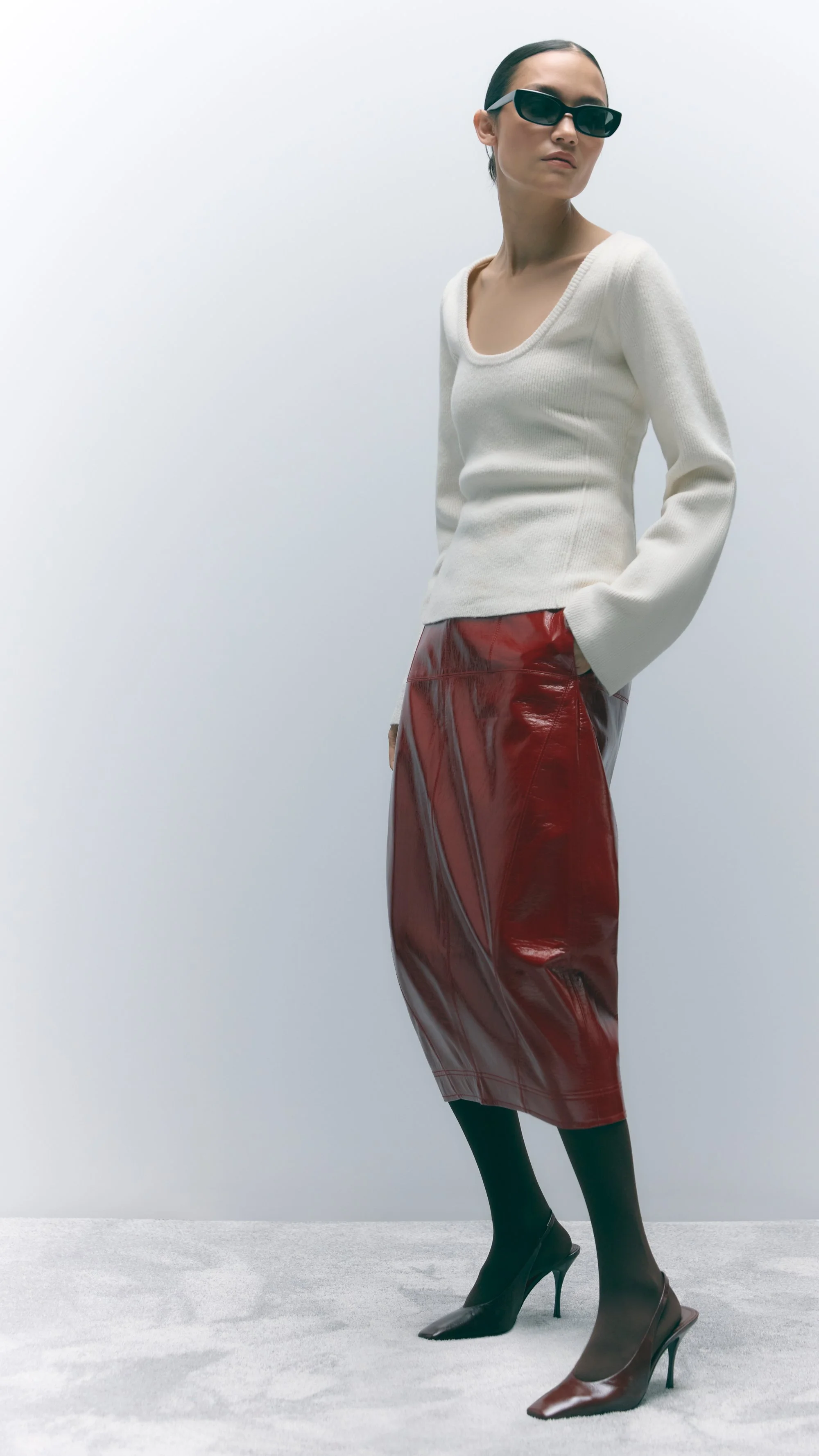 Camilla (Cream) + Pepper (Crimson) - 3 - 9x16.jpg