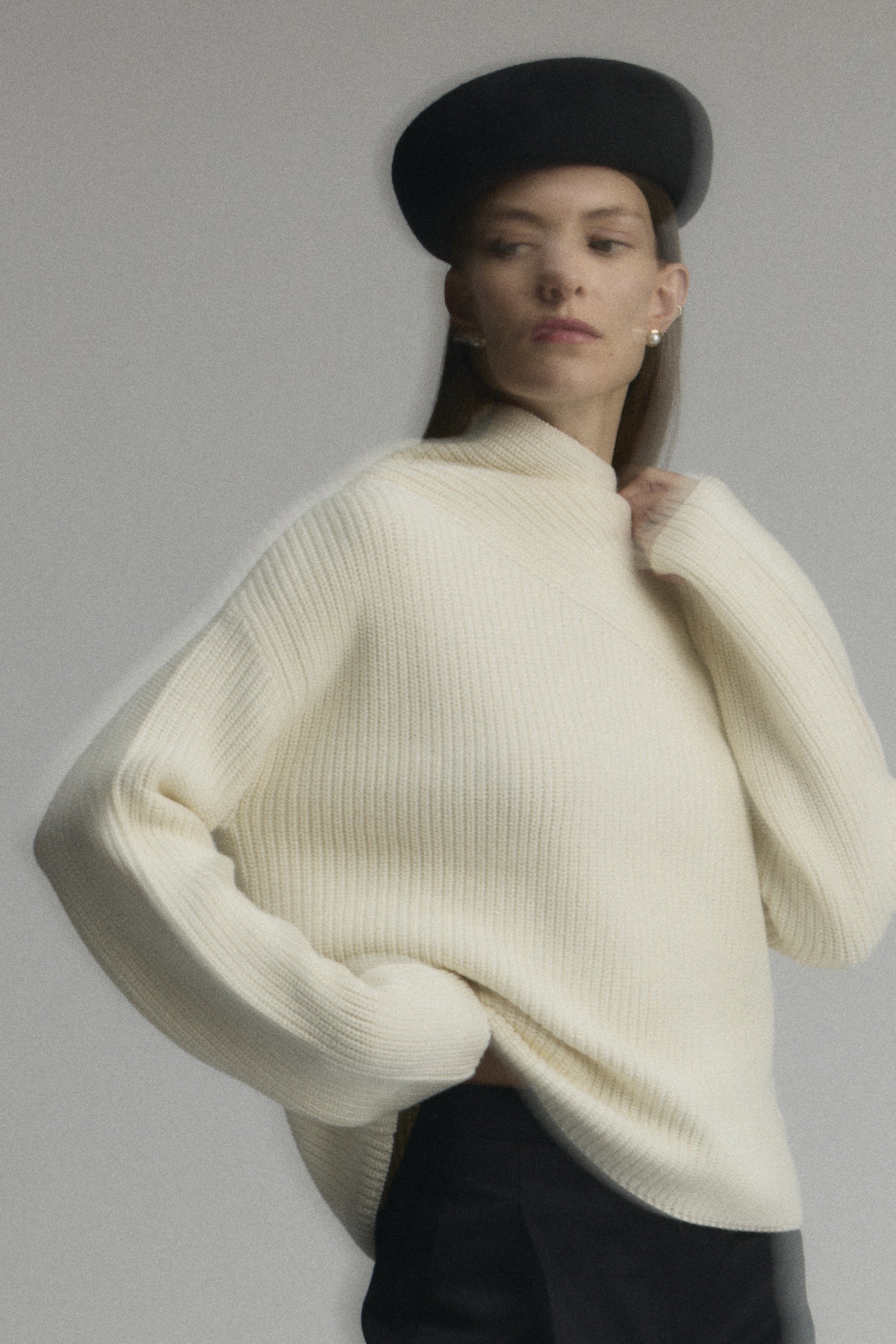 Julisa (Cream) + Lucia (Black) - 6.jpg