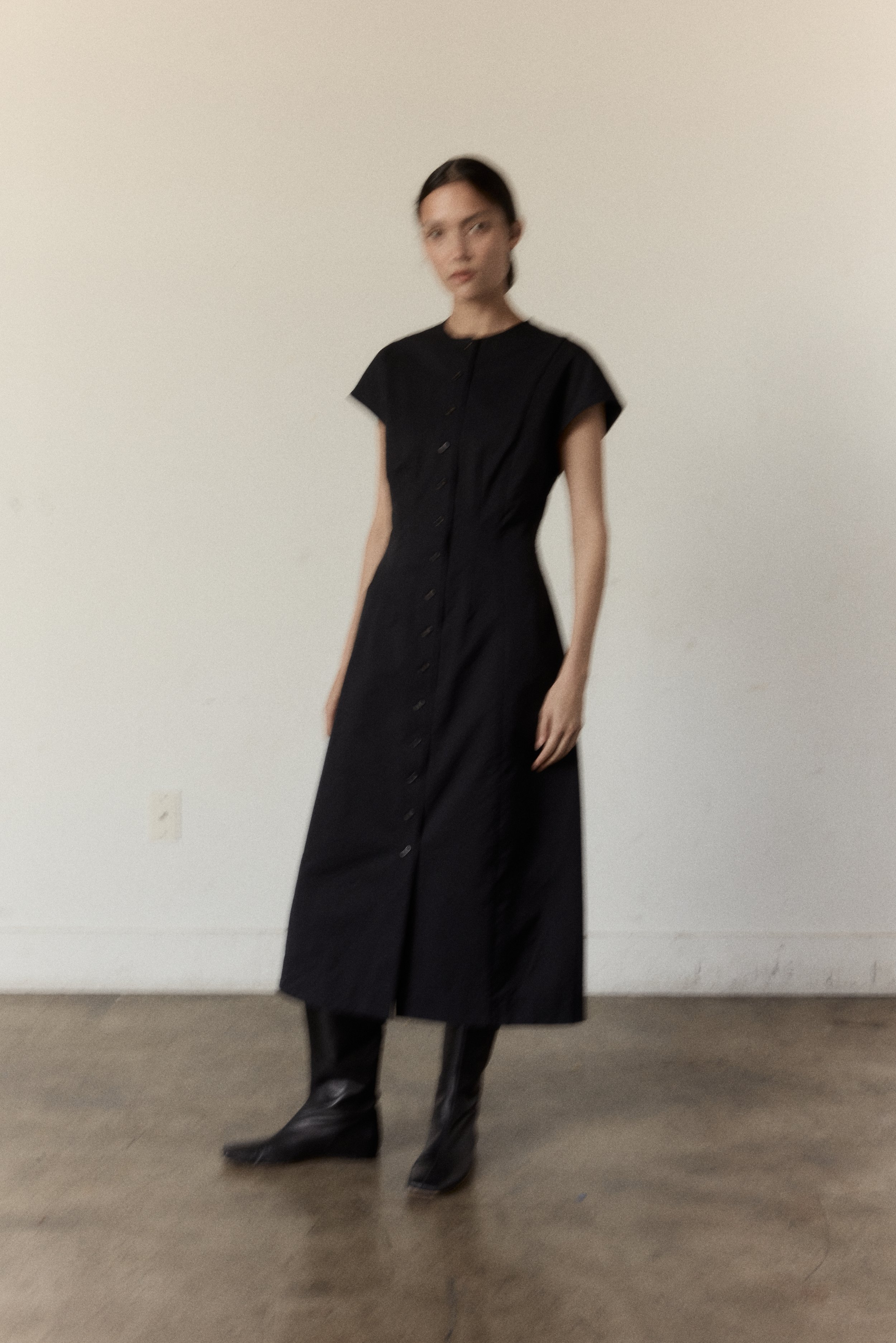 Zarine (Black) - 10.jpg