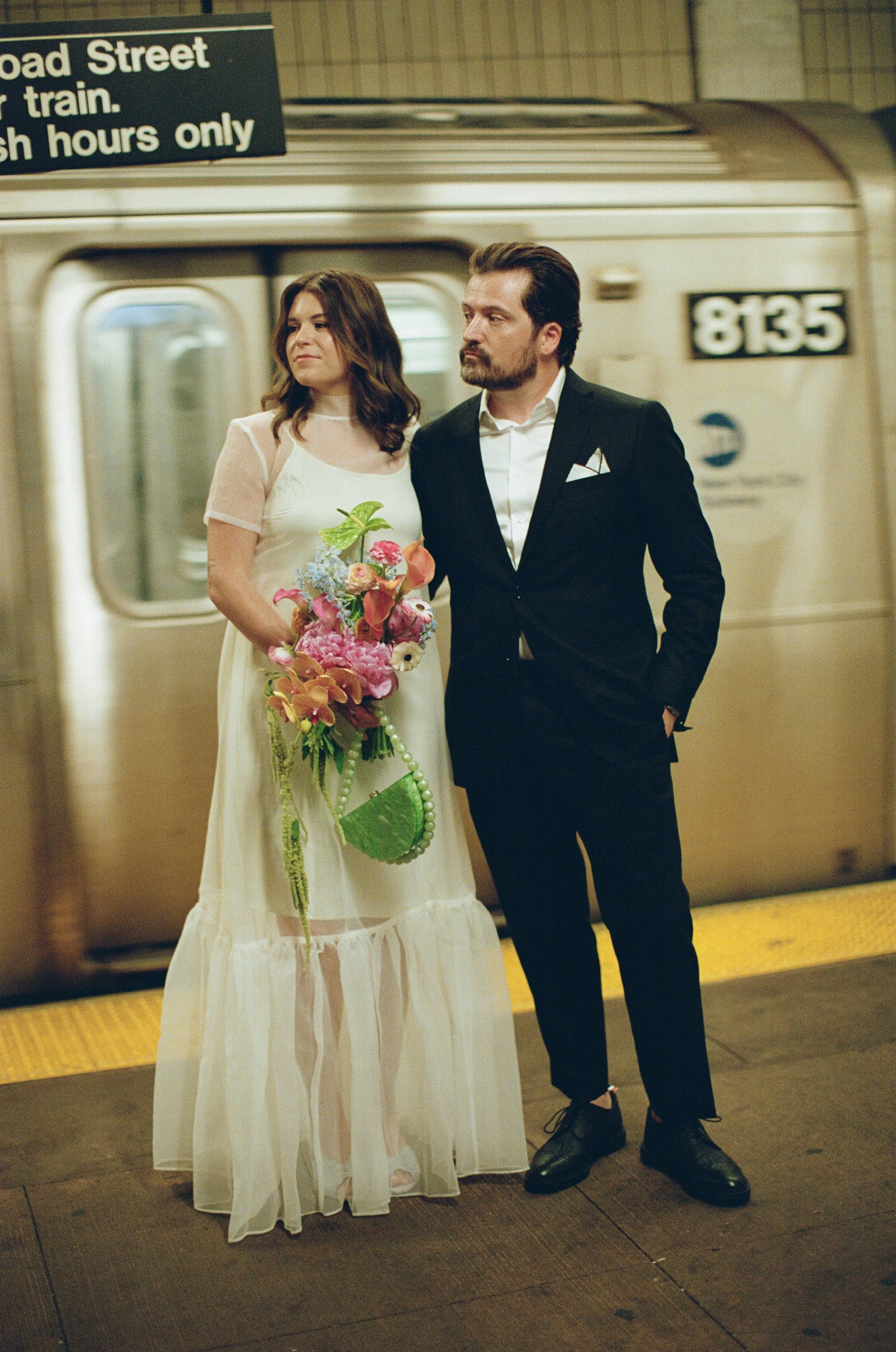 Chic colorful NYC wedding flowers