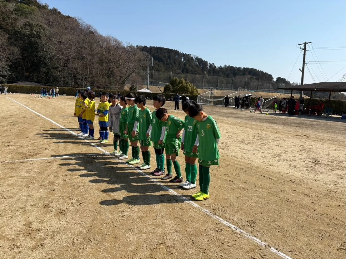 2026/3/21  U10 Nチーム。
今日は比叡さんにお招きいただき、カップ戦に参加。

強度の高い相手に自分たちがどこまでできるかチャレンジのカップ戦でした。

結果としては、3戦全敗ではありましたが、非常に収穫の多き1日となりました。

自分たちのできること、足りない事が明確になったと思います！明日からのトレーニングでできる部分はもっと伸ばし、足りない部分はしんどいけど、やりぬく力をつけていこう！
さあ、明日は今日の経験を活かしてみっちりとレベルアップのトレーニングをしましょう！！

お