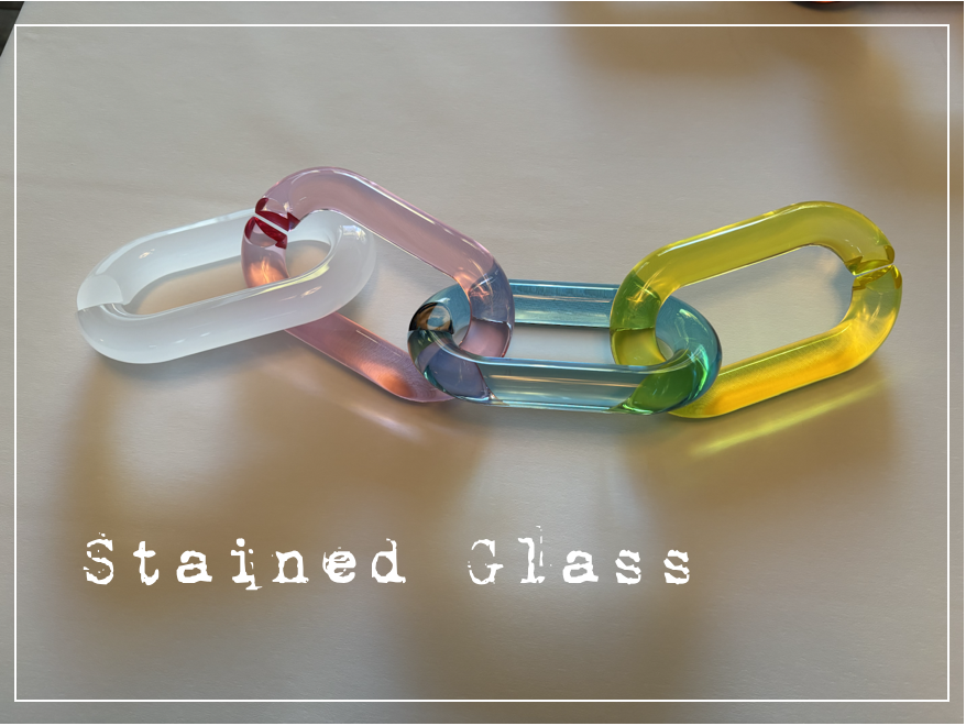 Four Link Stained Glass.png