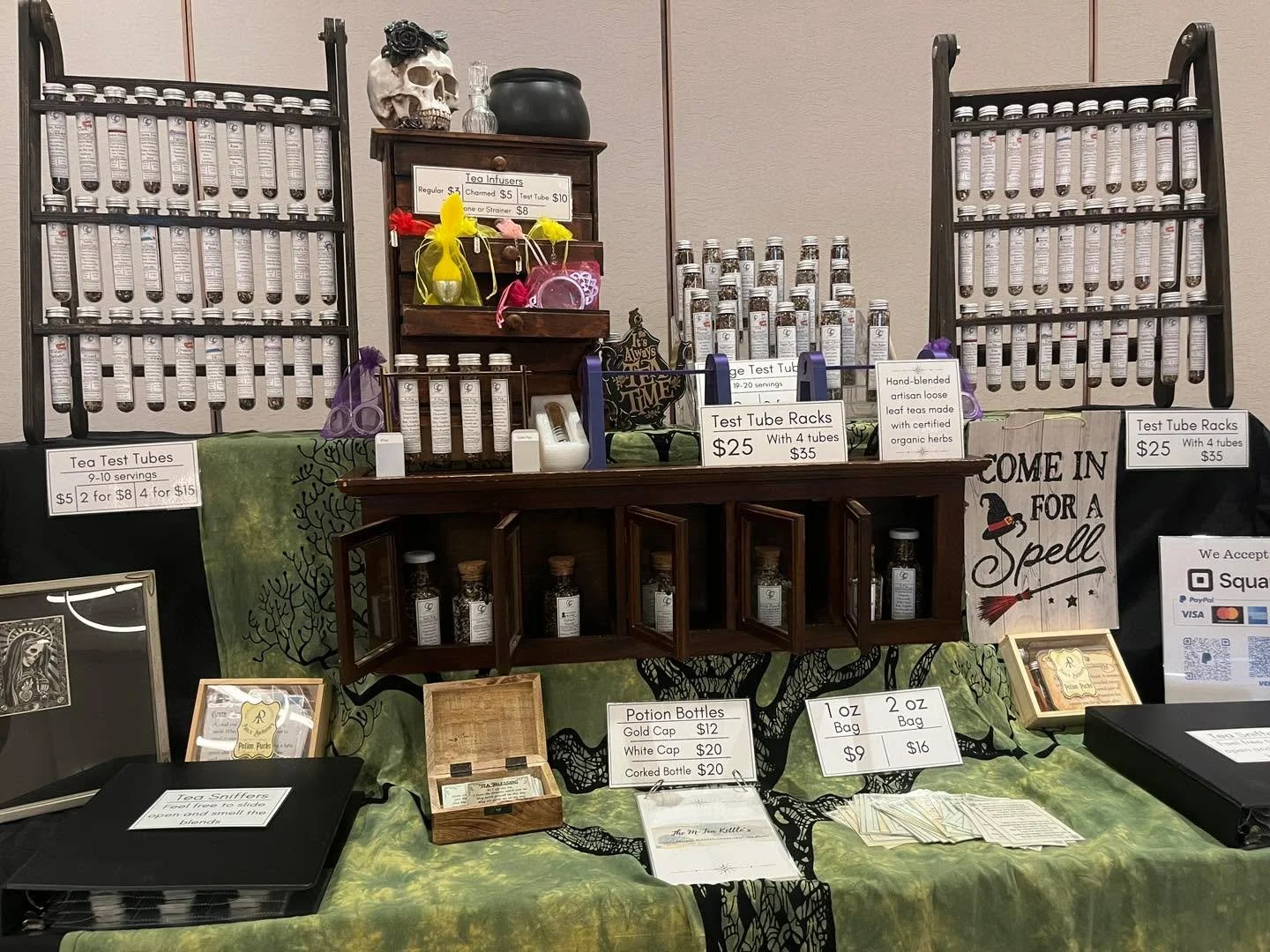 We are LOVING our set up for the Meet and Greet event for benevolentball!!!
#tea #teatime #witchyvibes #mteakettle #looseleafteashop #nerdytea #looseleafteas #artisantea #dndtea #witchythings #pixelsapothecary #teashop #looseleafteablends #witchyst