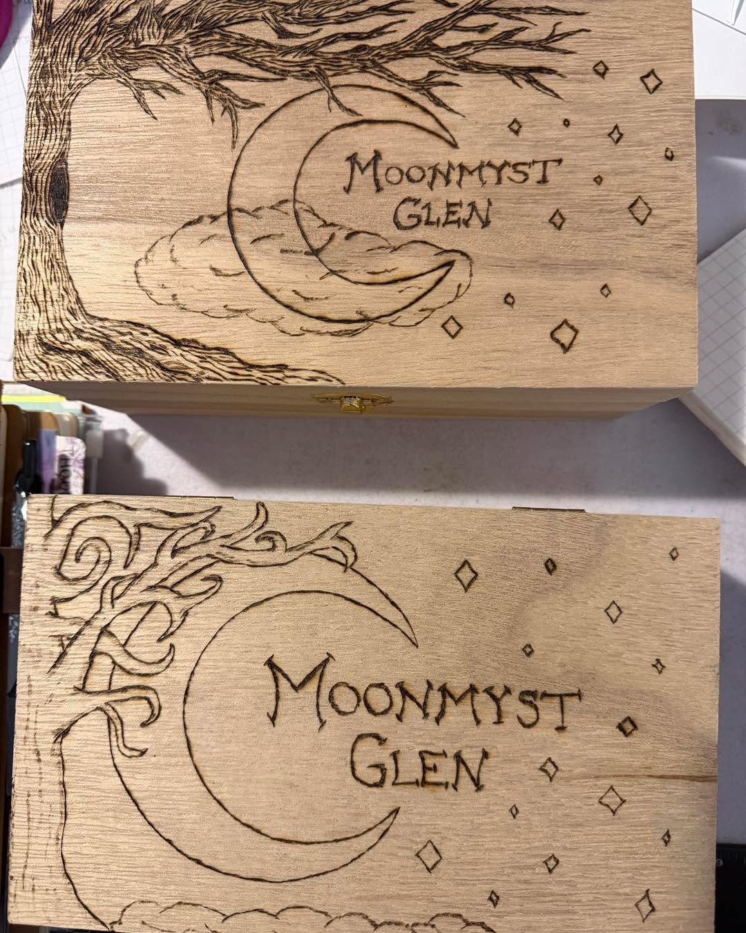 It&rsquo;s TOMORROW!!! Chizu Con is tomorrow, September 19th! 

We&rsquo;ve got two unique, hand wood burned box sets of our Moonmyst Glen teas which are inspired by Stardew Valley! 

 #stardewvalley #mteakettle #looseleafteashop #looseleafteablends 